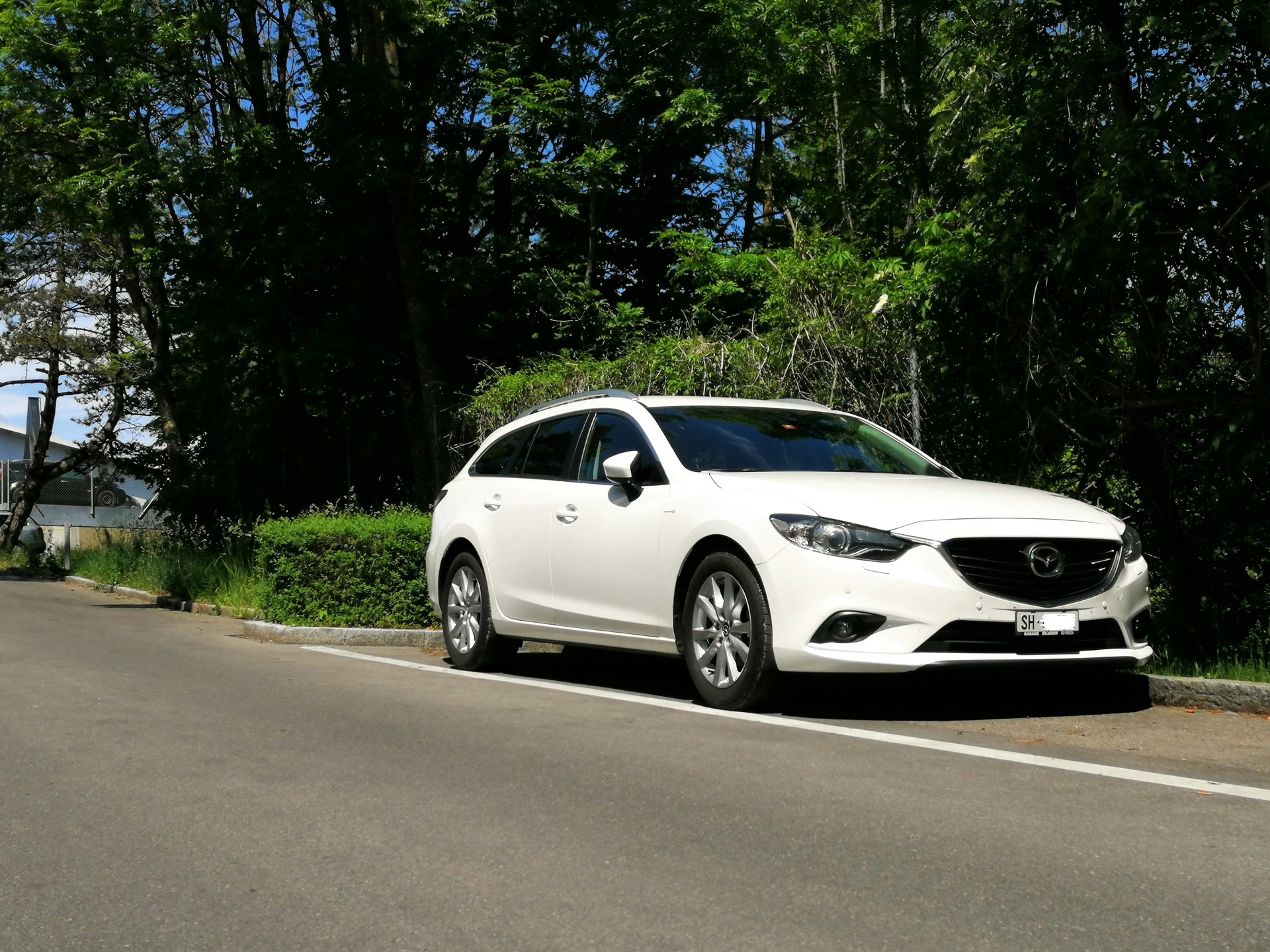 MAZDA 2.0 HP Ambition-image-0