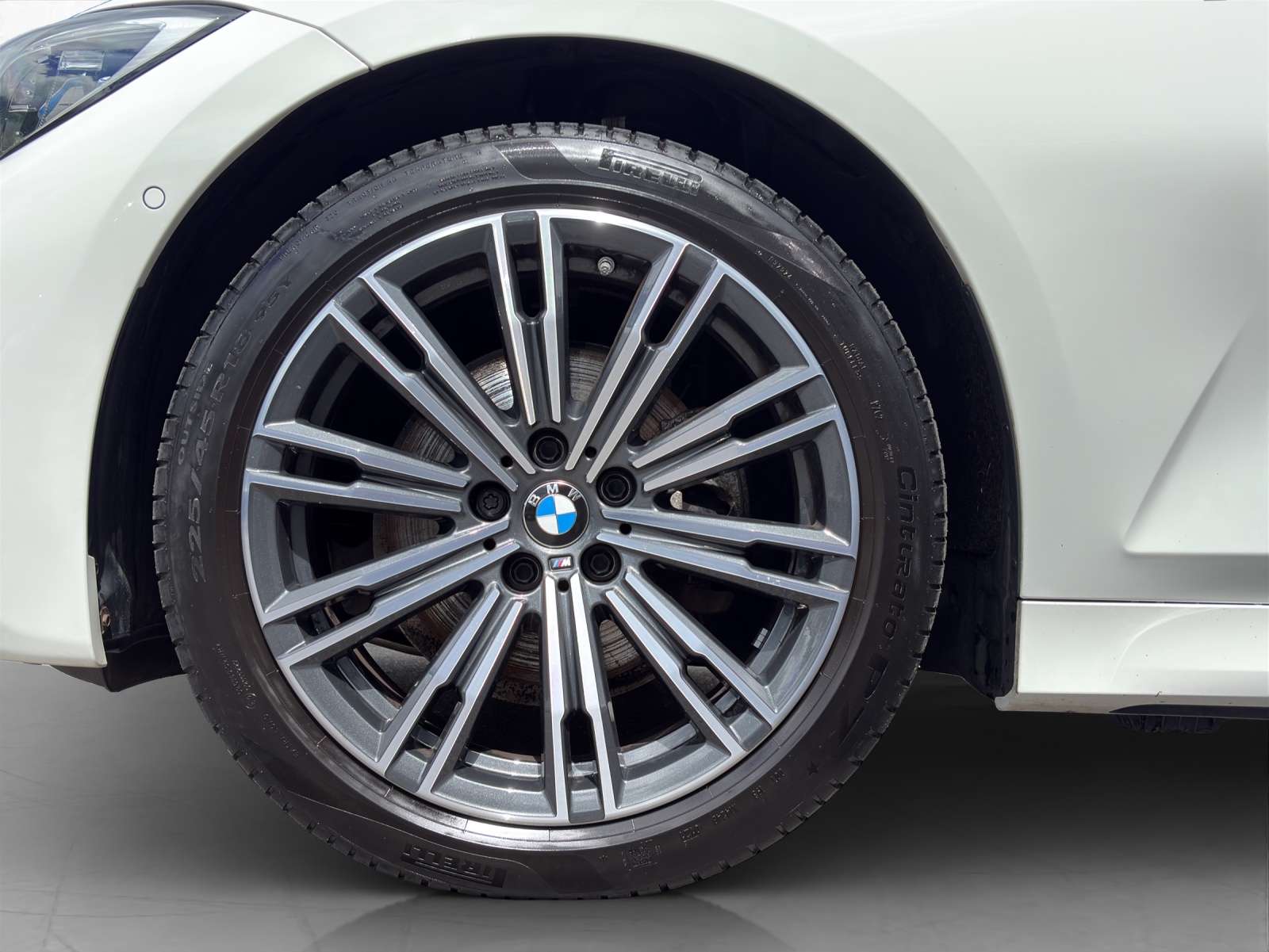 BMW 320d xDrive SAG Touring-image-8