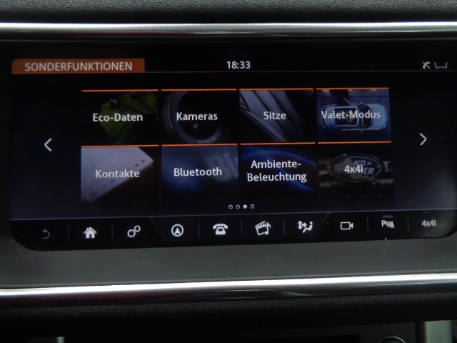 LAND ROVER Range Rover Evoque Convert. 2.0Si4 HSE Dynamic AT9-image-9