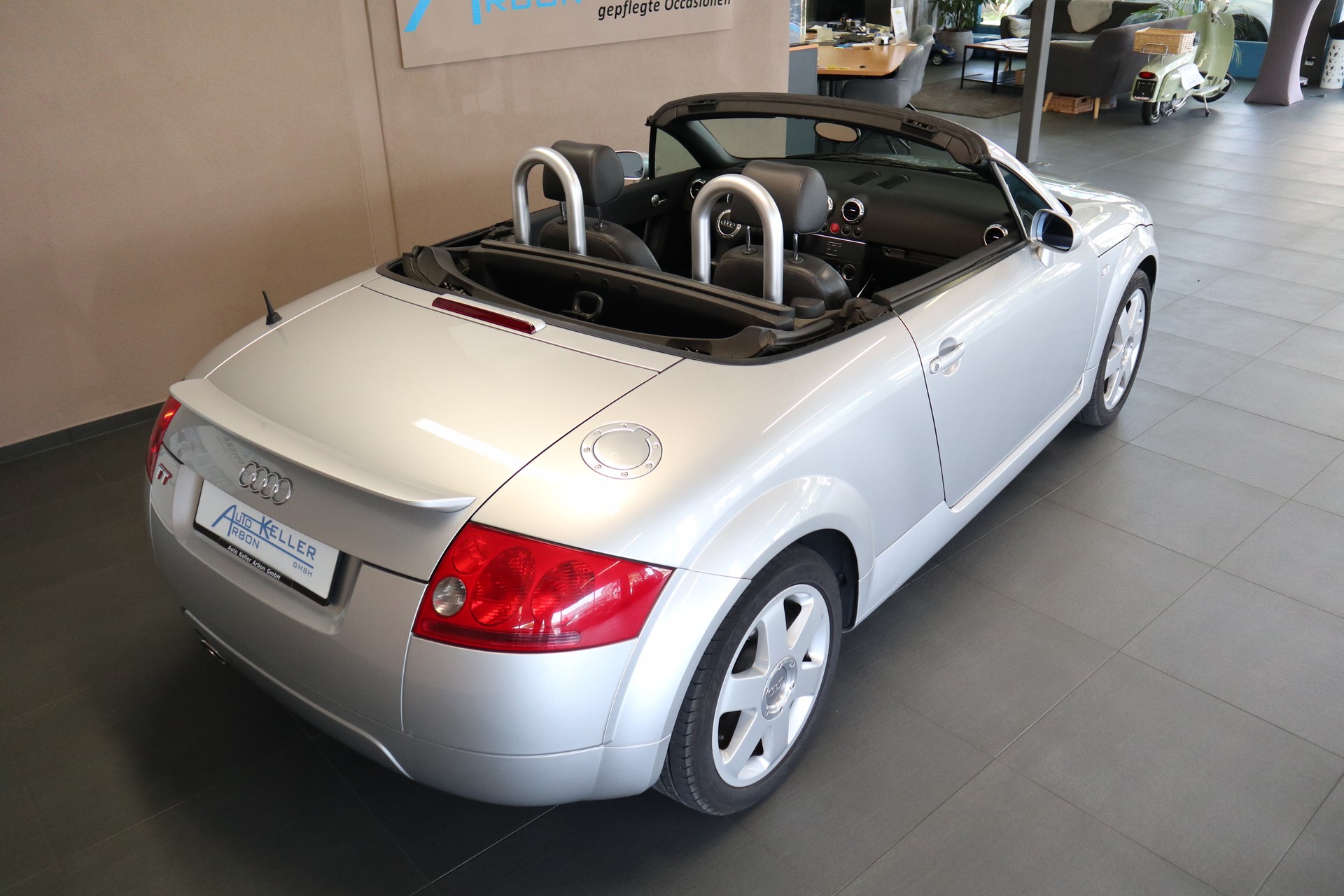 AUDI TT Roadster 1.8 T-image-7
