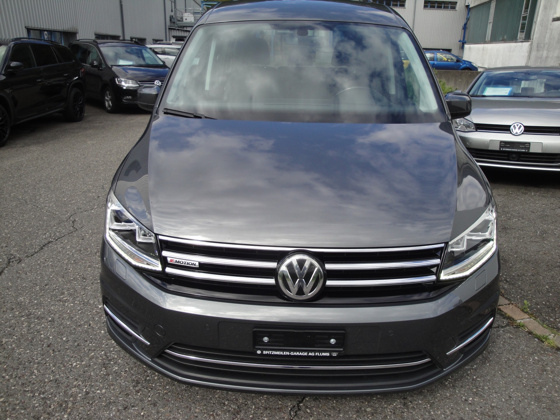 VW Caddy 2.0 TDI High 4M-image-15