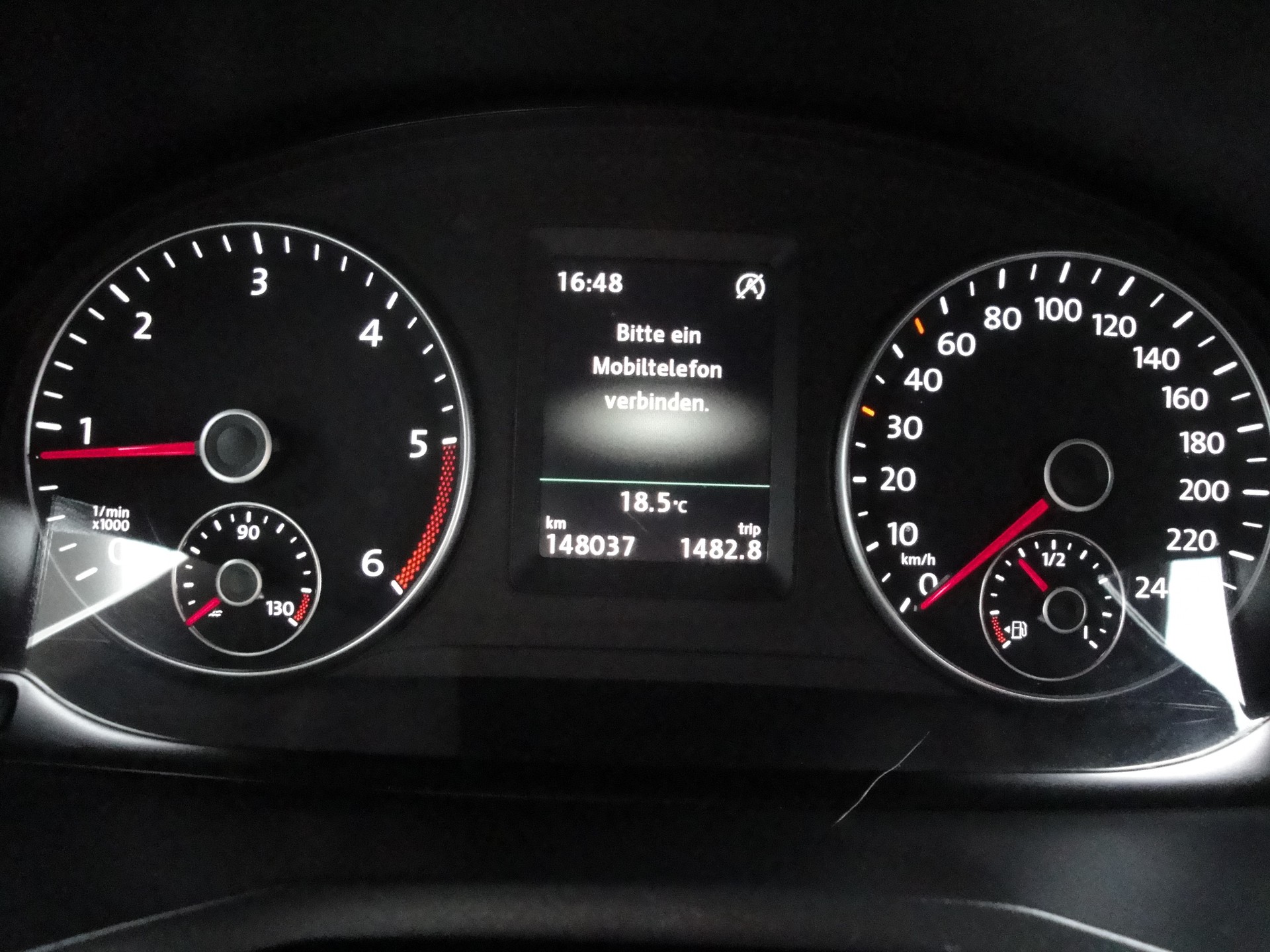 VW Caddy 2.0 TDI High 4M-image-1