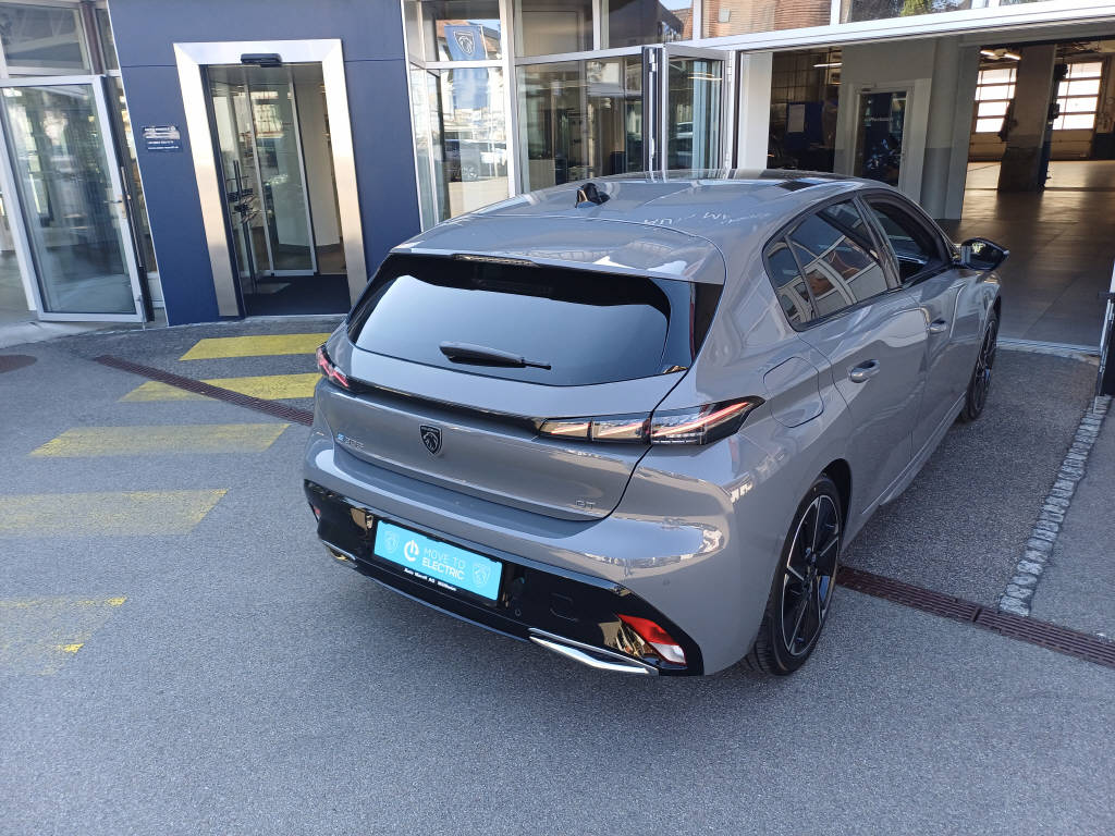 PEUGEOT 308 e-GT-image-2