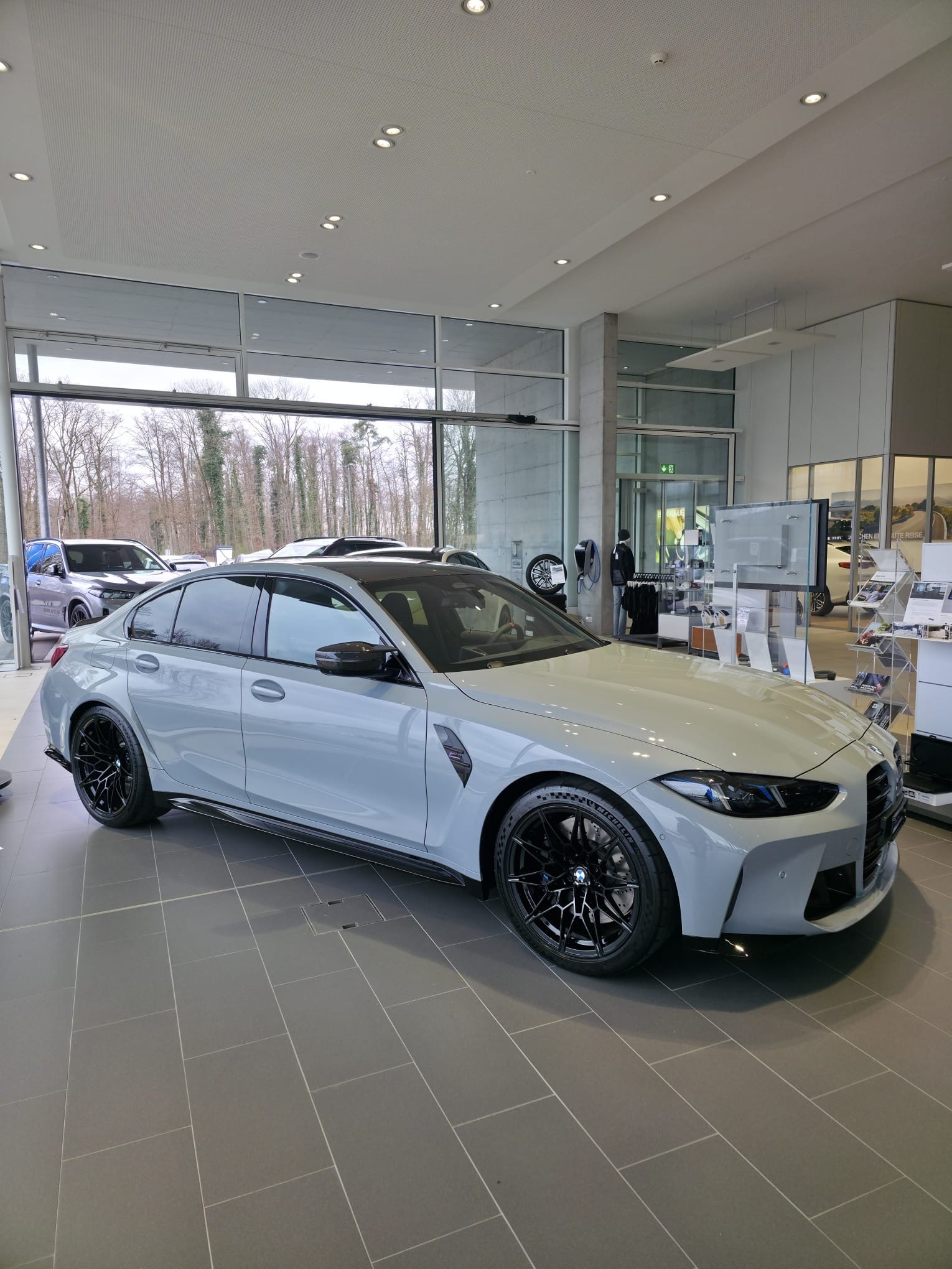 BMW Competition M xDrive Limousine-image-1