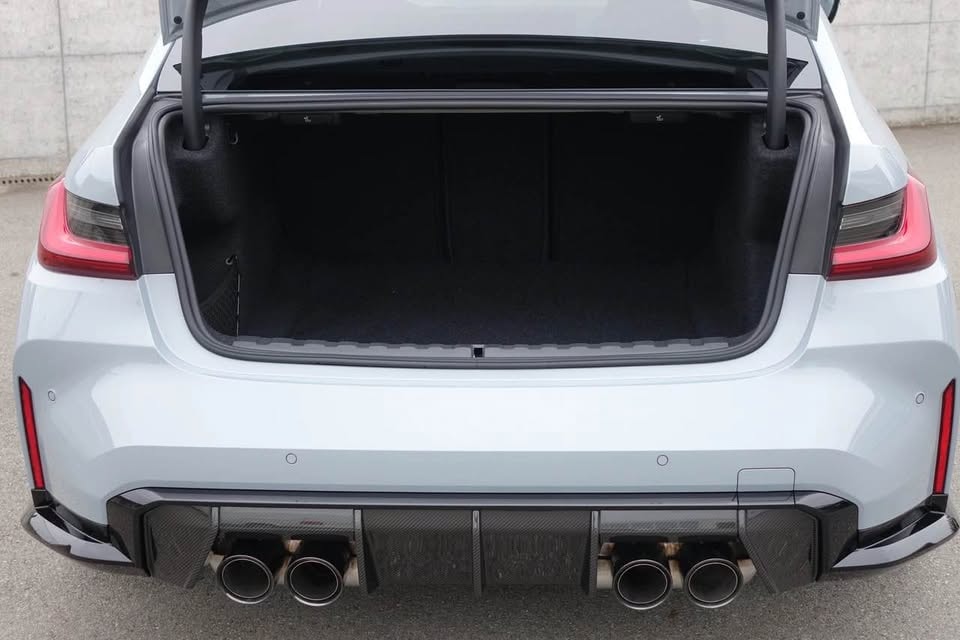 BMW Competition M xDrive Limousine-image-5