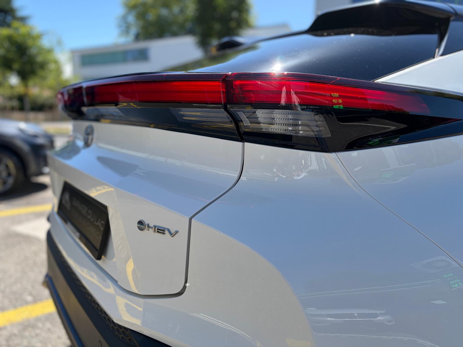TOYOTA C-HR 1.8 HSD CVT Trend-image-5