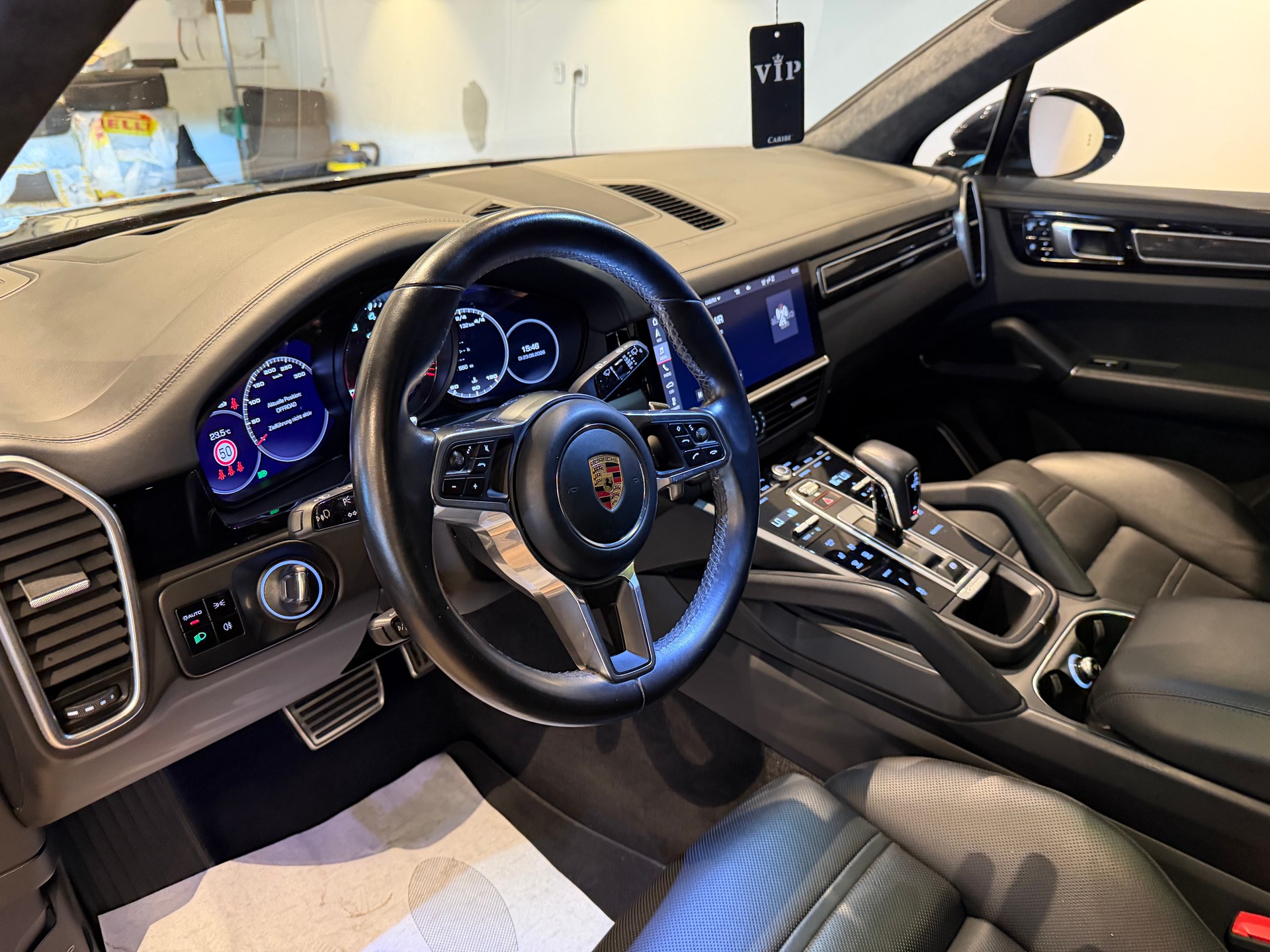PORSCHE Cayenne 4.0 V8 GTS-image-12
