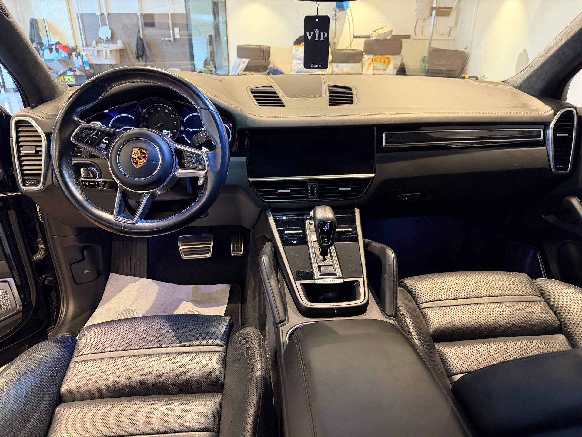 PORSCHE Cayenne 4.0 V8 GTS-image-10