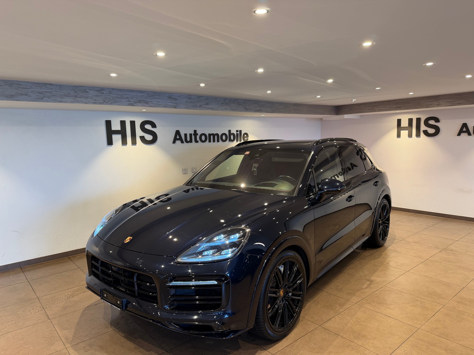 PORSCHE Cayenne 4.0 V8 GTS-image-1