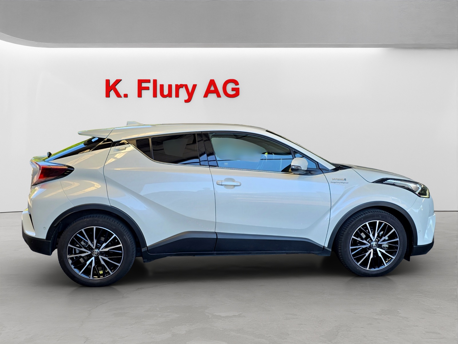 TOYOTA C-HR 1.8 VVTi HSD Trend-image-5