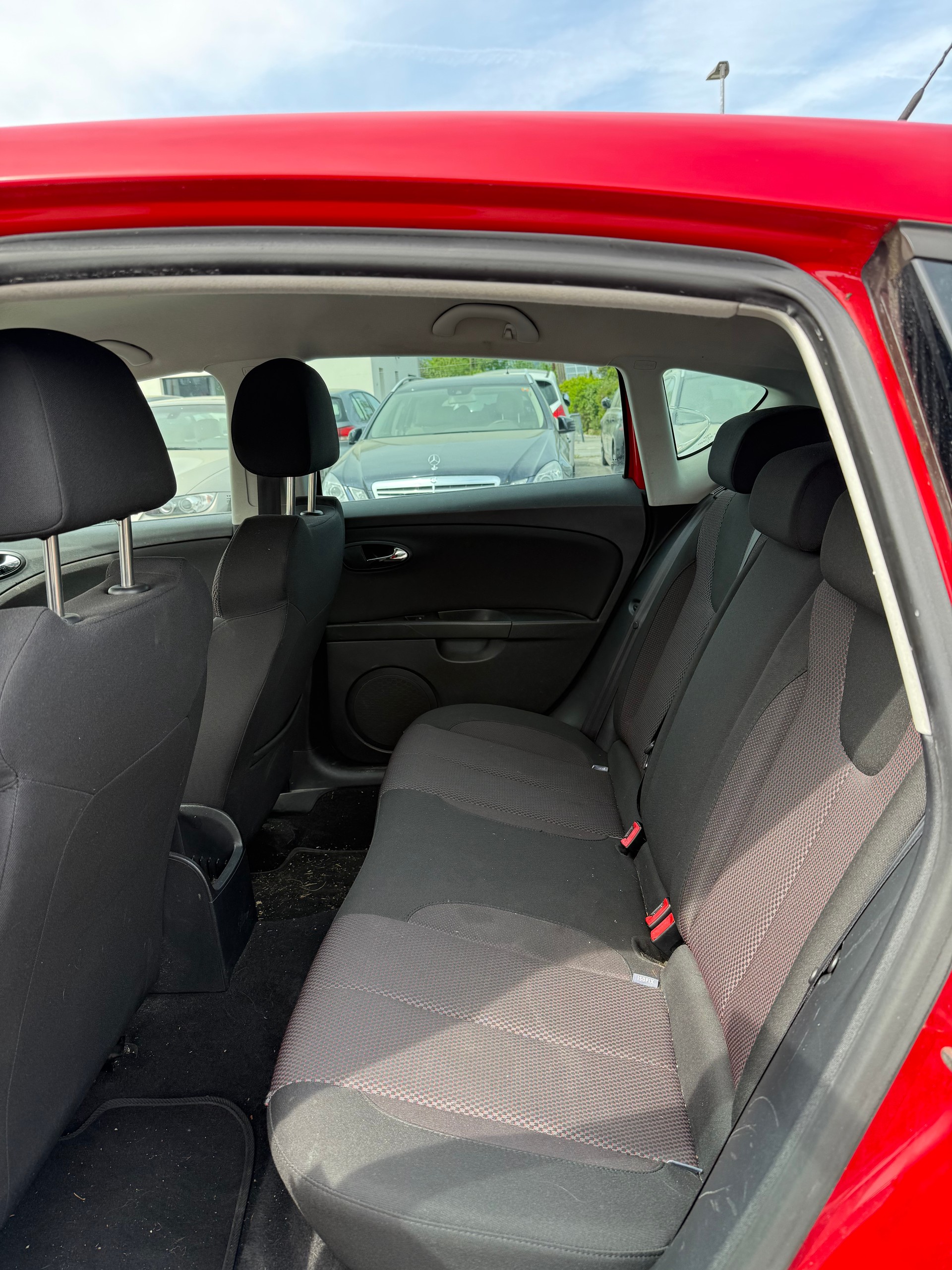 SEAT Leon 1.8 TSI Reference-image-10
