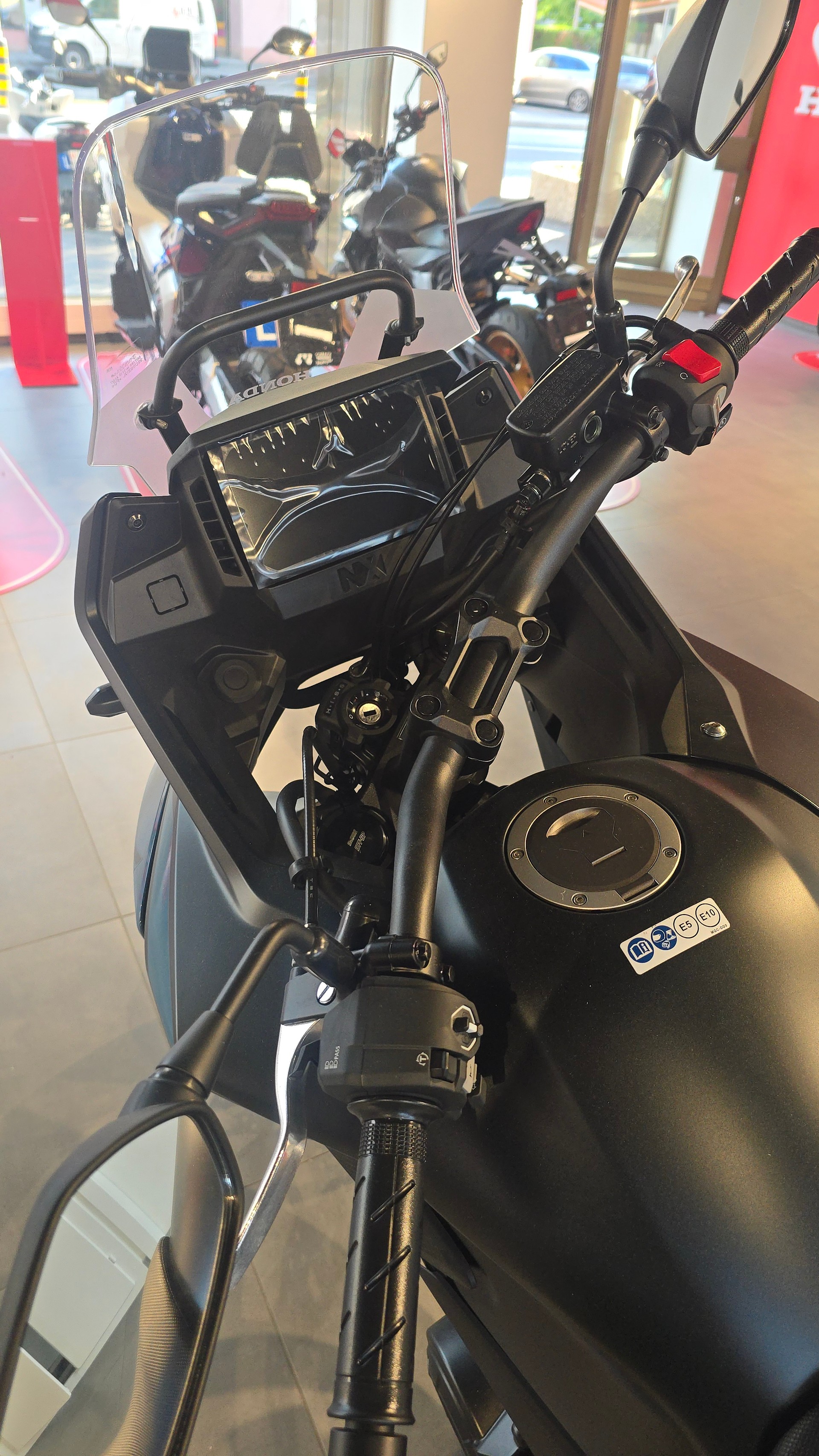HONDA NX 500 E-Clutch-image-8