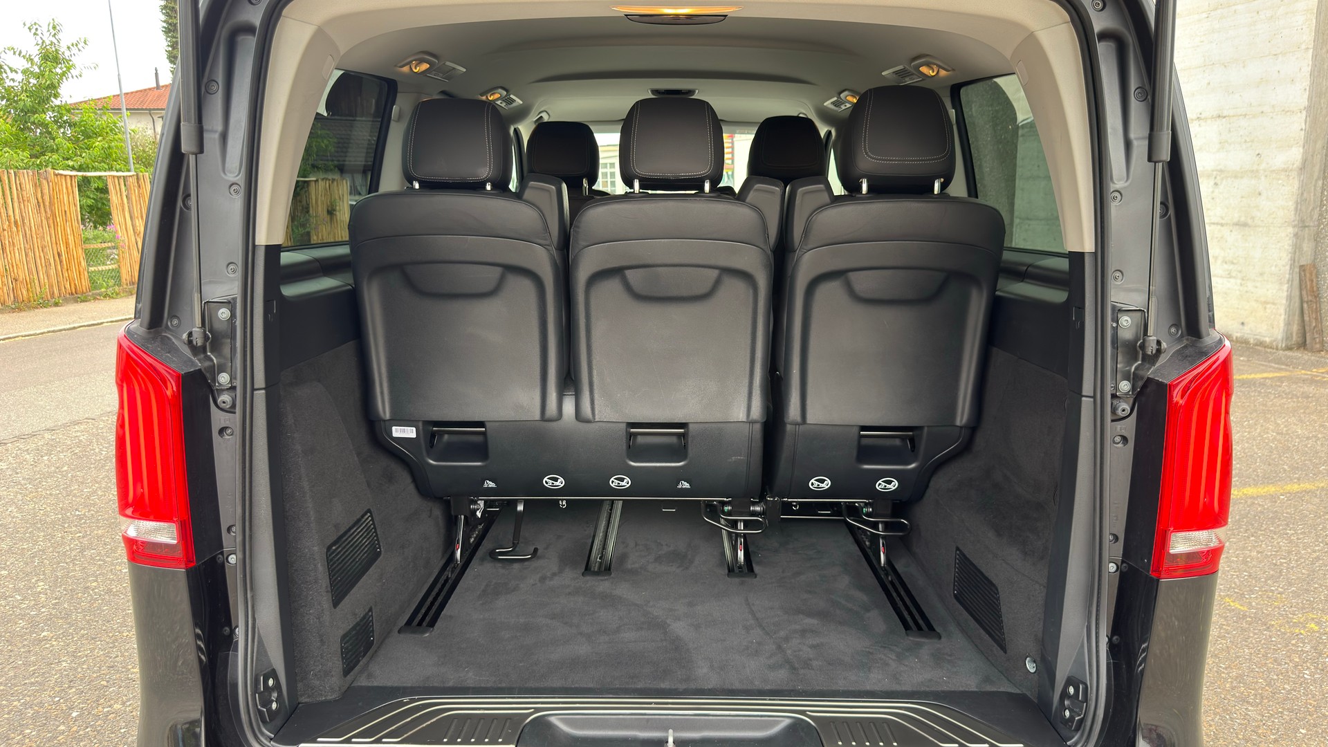 MERCEDES-BENZ V 250 d lang Avantgarde 4Matic G-Tronic-image-12