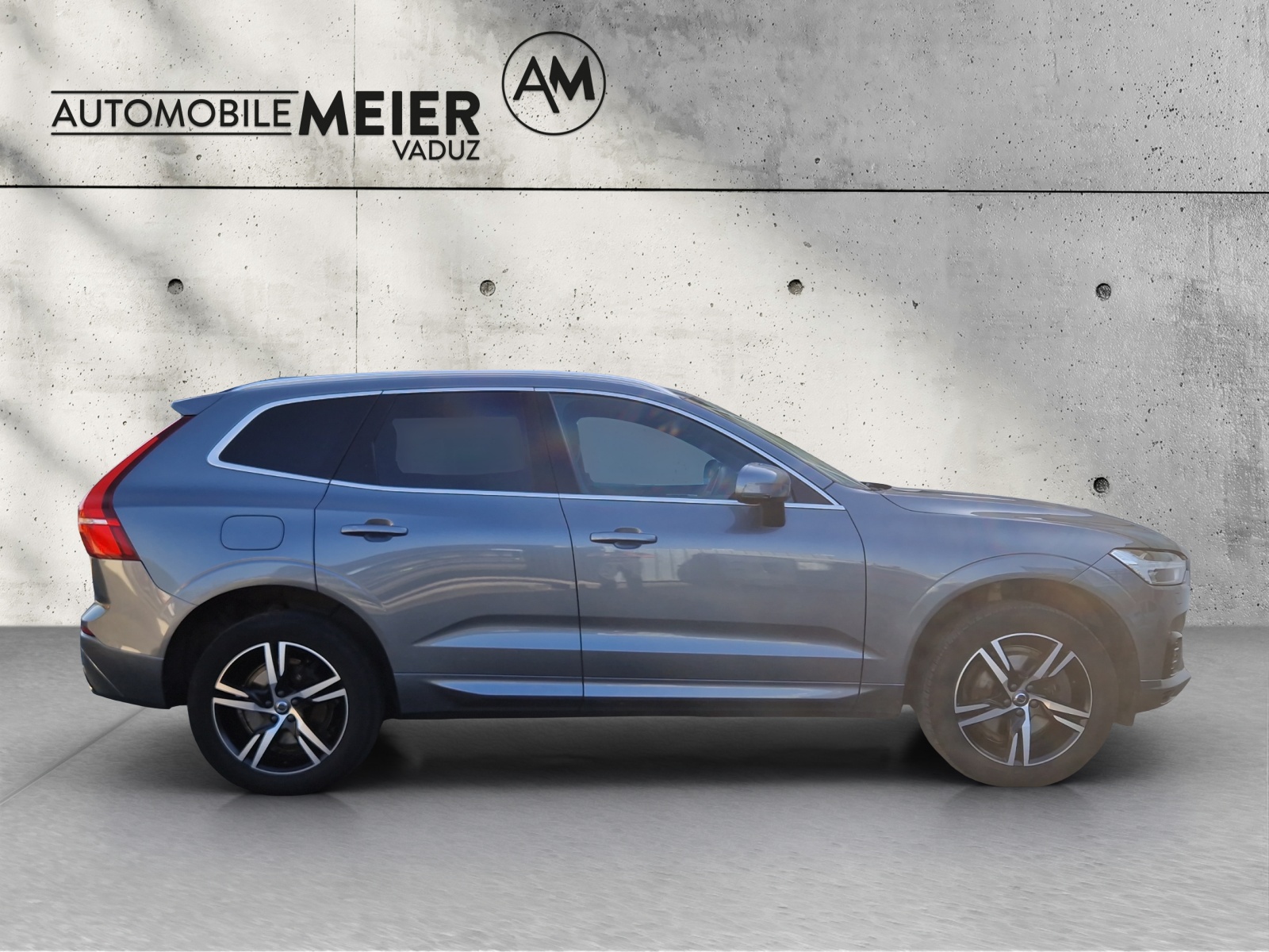 VOLVO XC60 2.0 T8 TE R-Design AWD-image-1