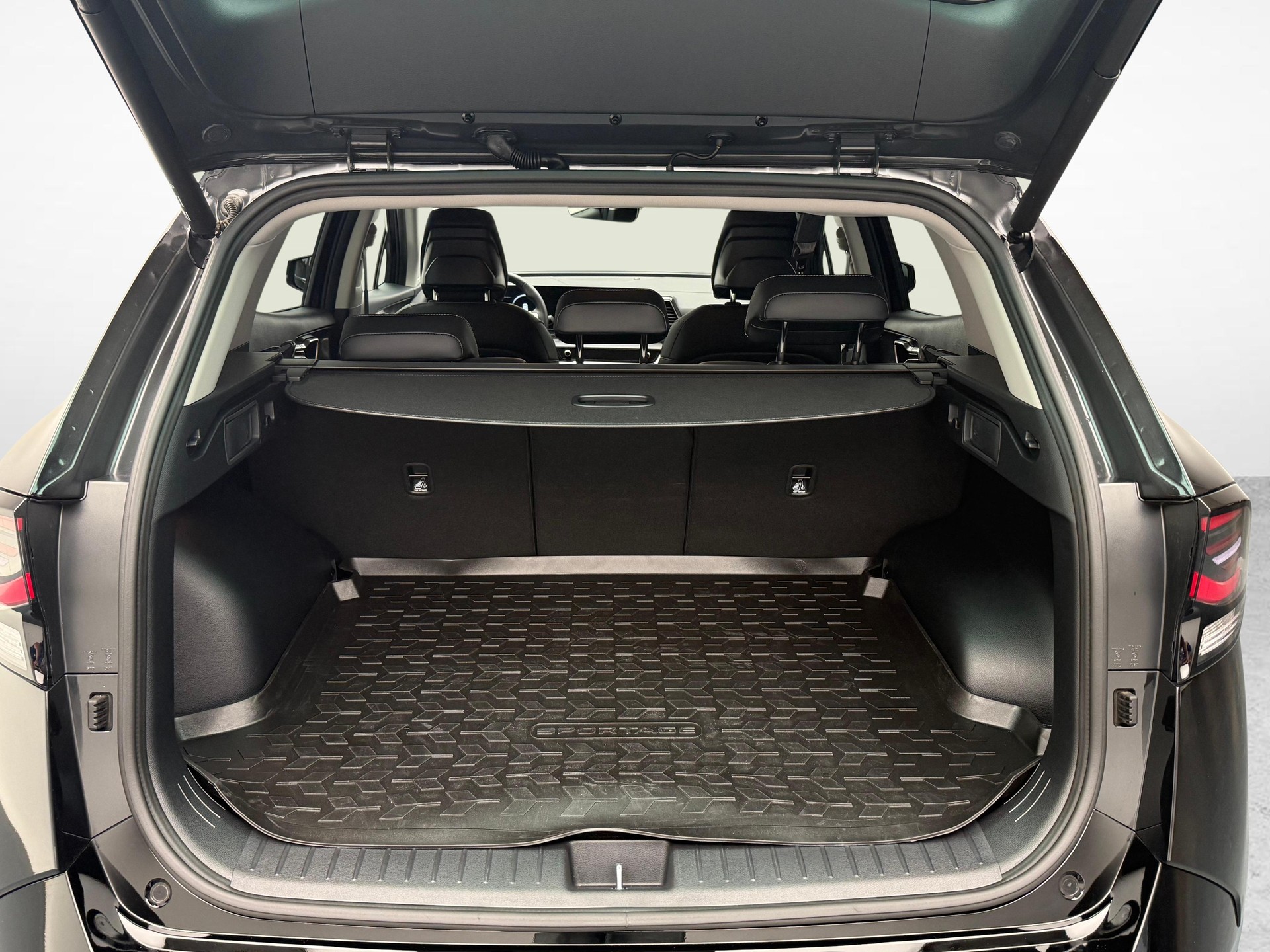 KIA Sportage 1.6 T-GDi PHEV Style-image-11