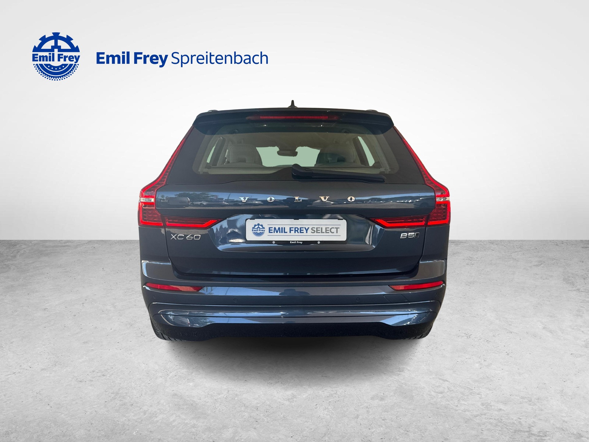 VOLVO XC60 2.0 B5 MH Plus Bright AWD-image-3