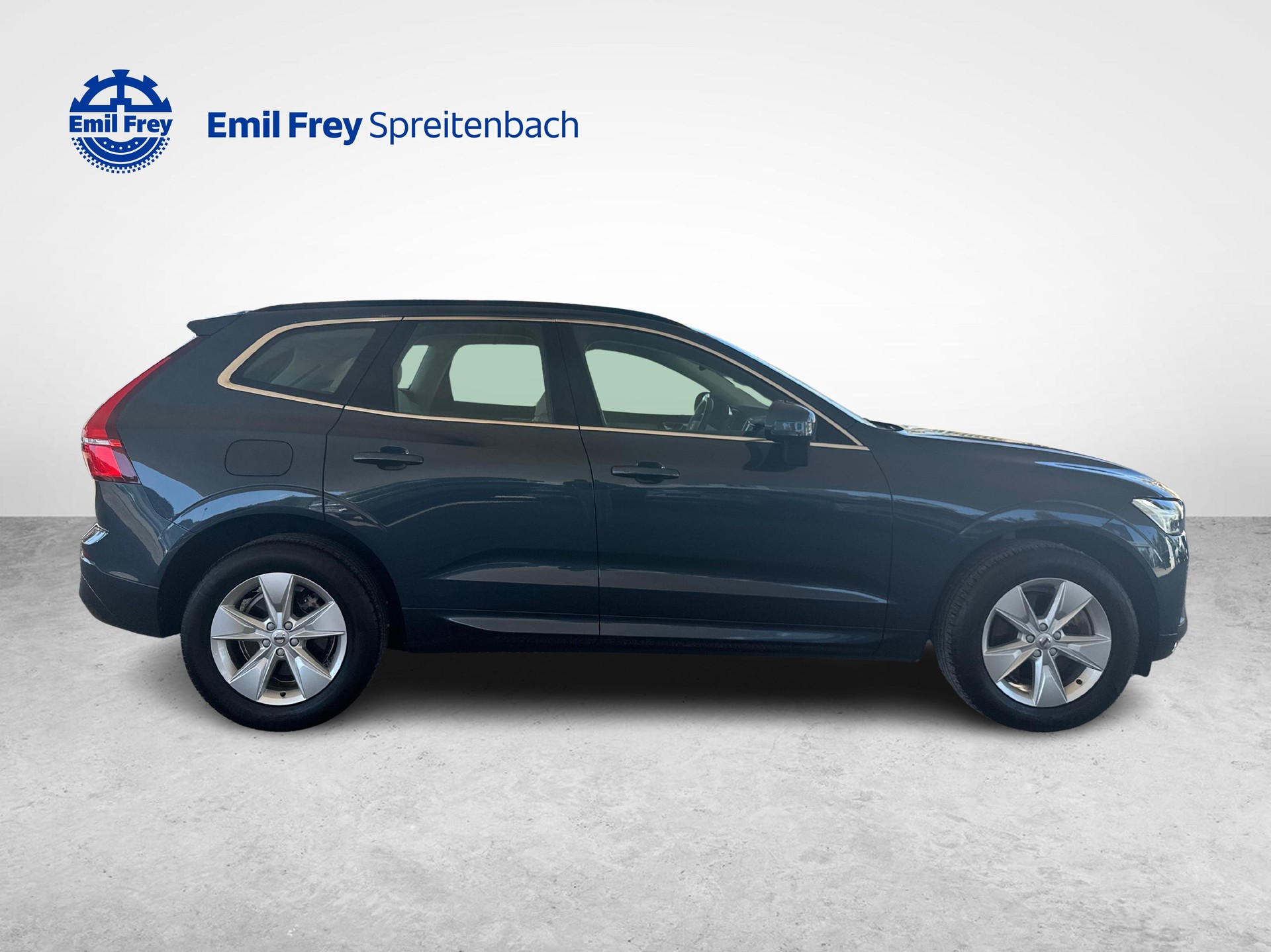 VOLVO XC60 2.0 B5 MH Plus Bright AWD-image-5