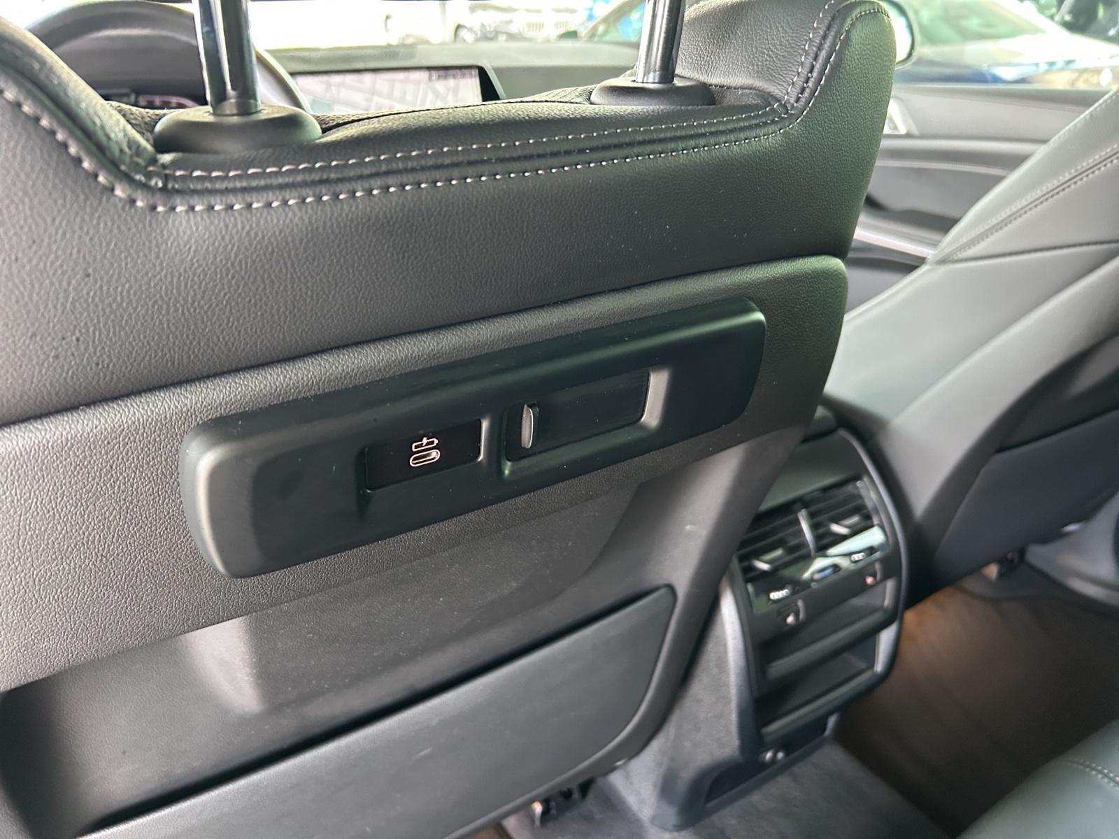 BMW X5 30d xDrive SAG-image-18