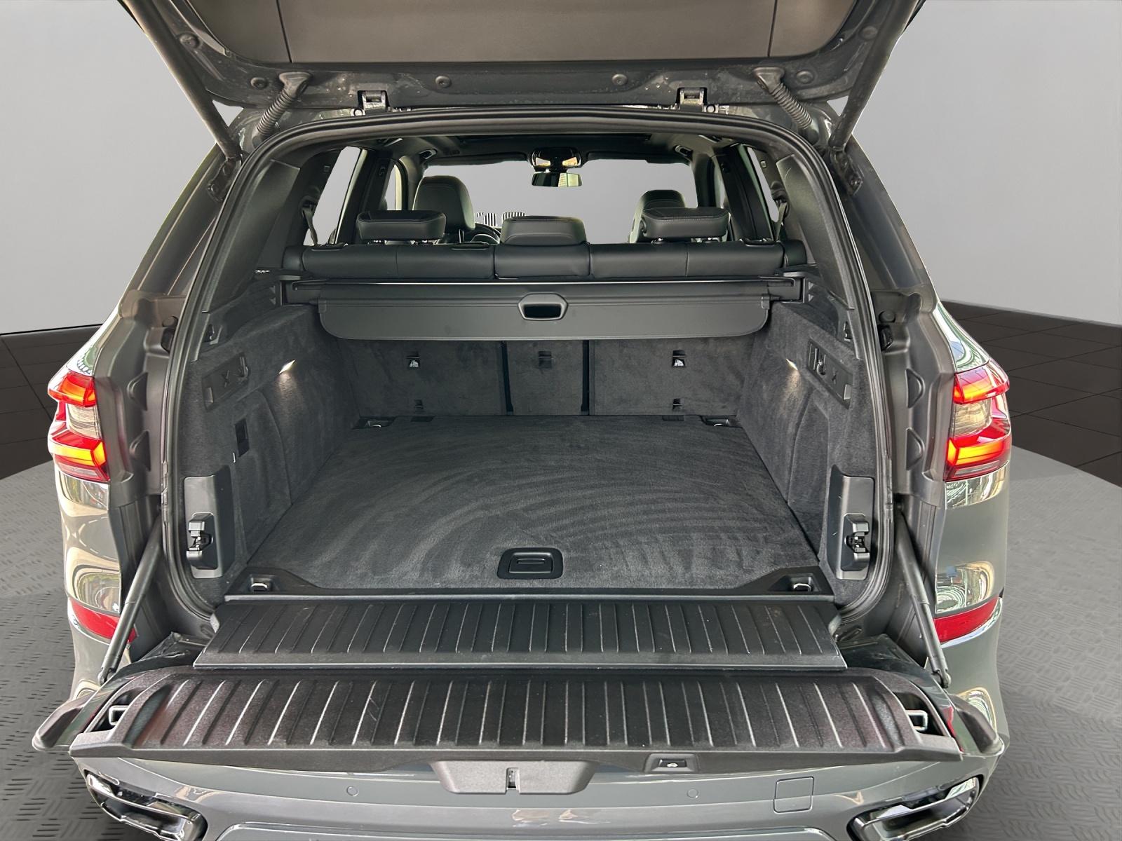 BMW X5 30d xDrive SAG-image-12