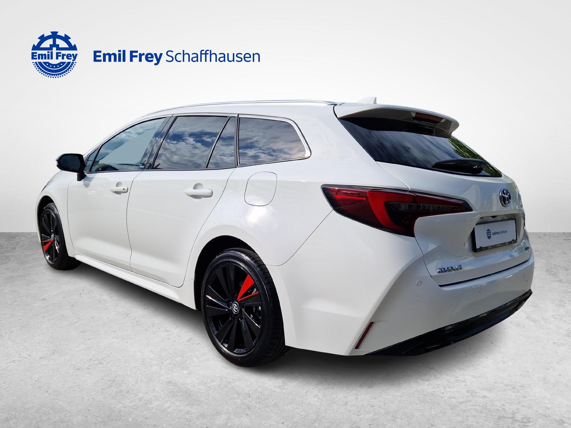 TOYOTA Corolla Touring Sports 2.0 HSD Swiss Edition-image-2