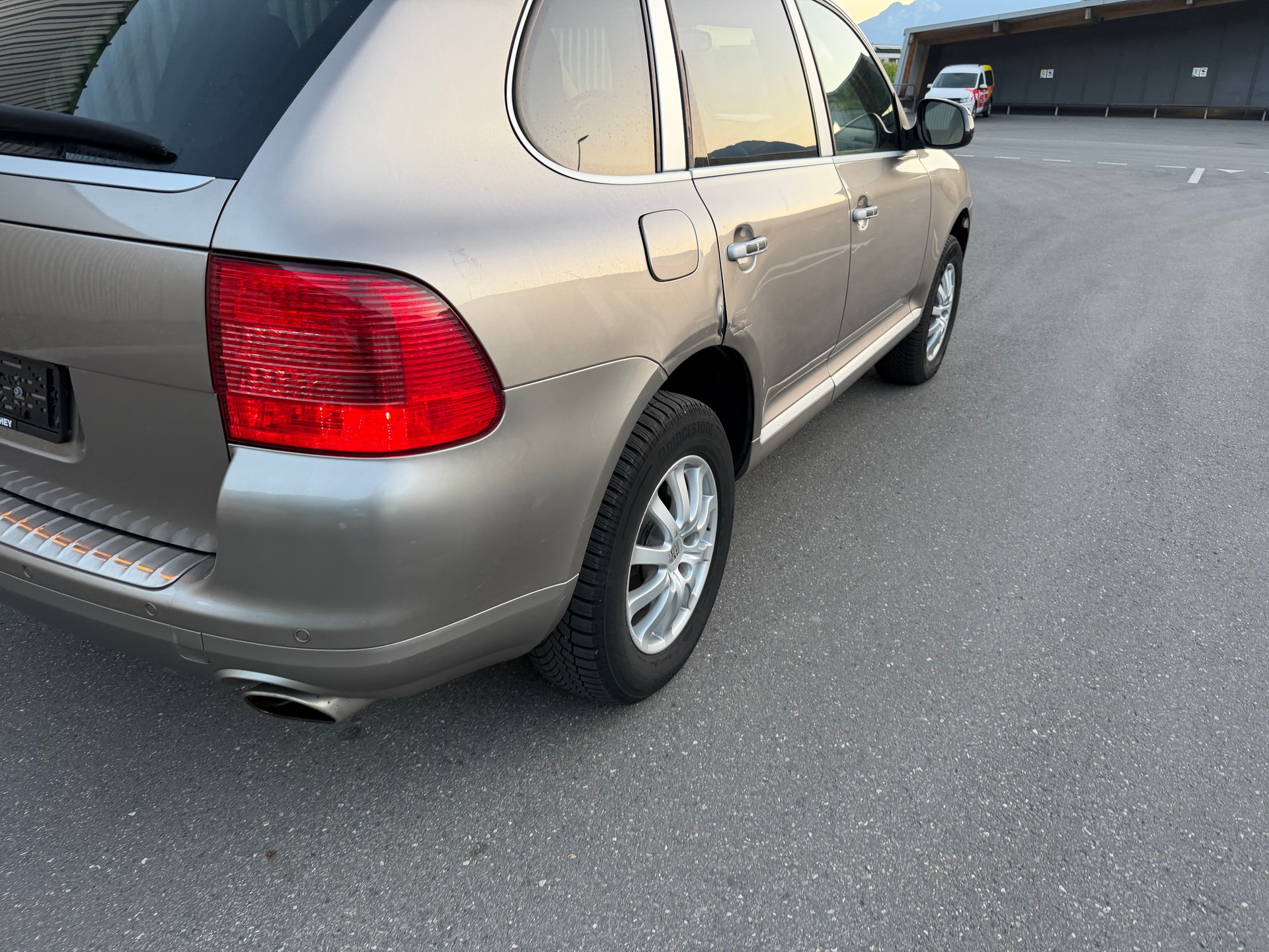 PORSCHE Cayenne-image-33