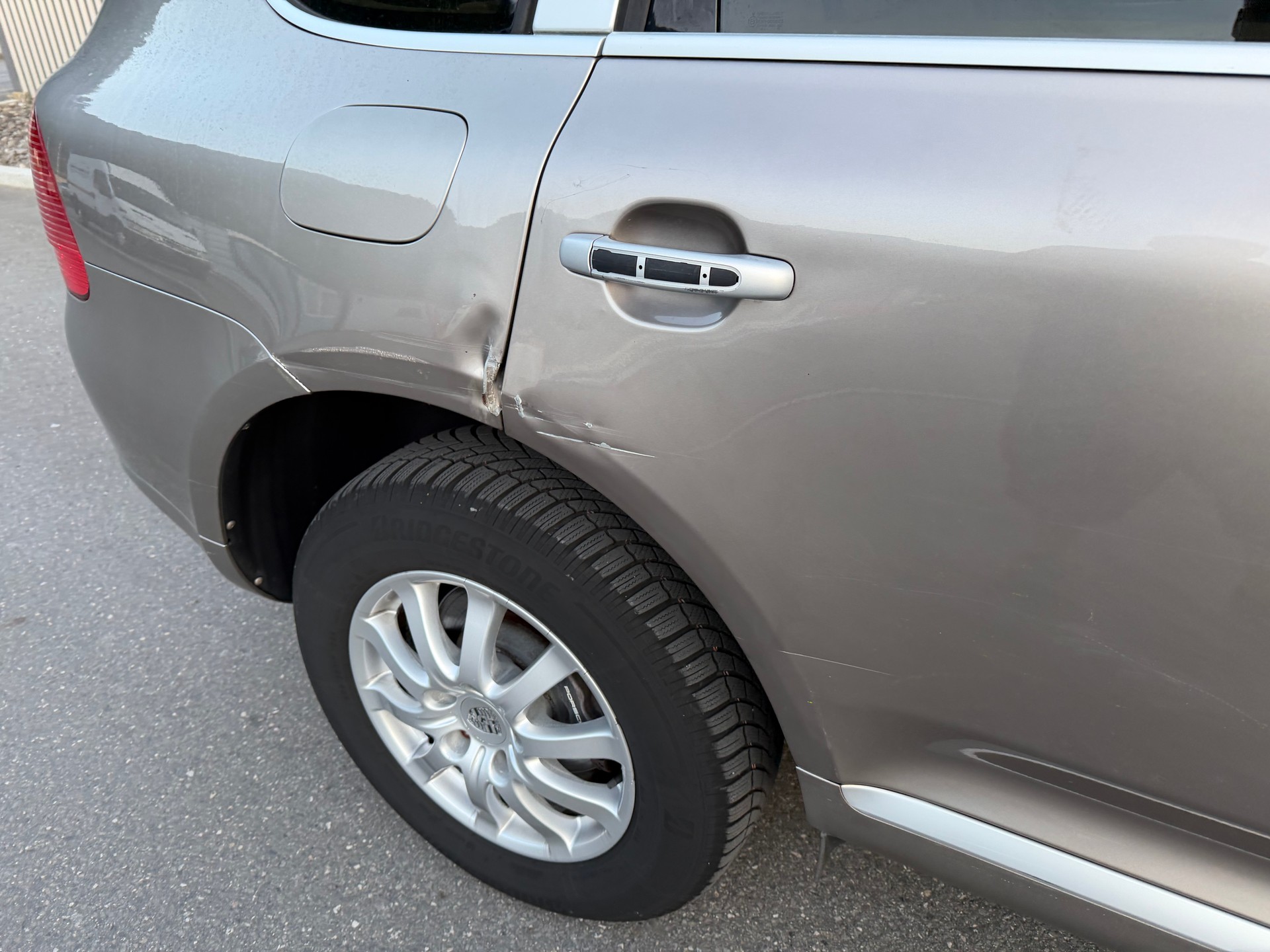PORSCHE Cayenne-image-35