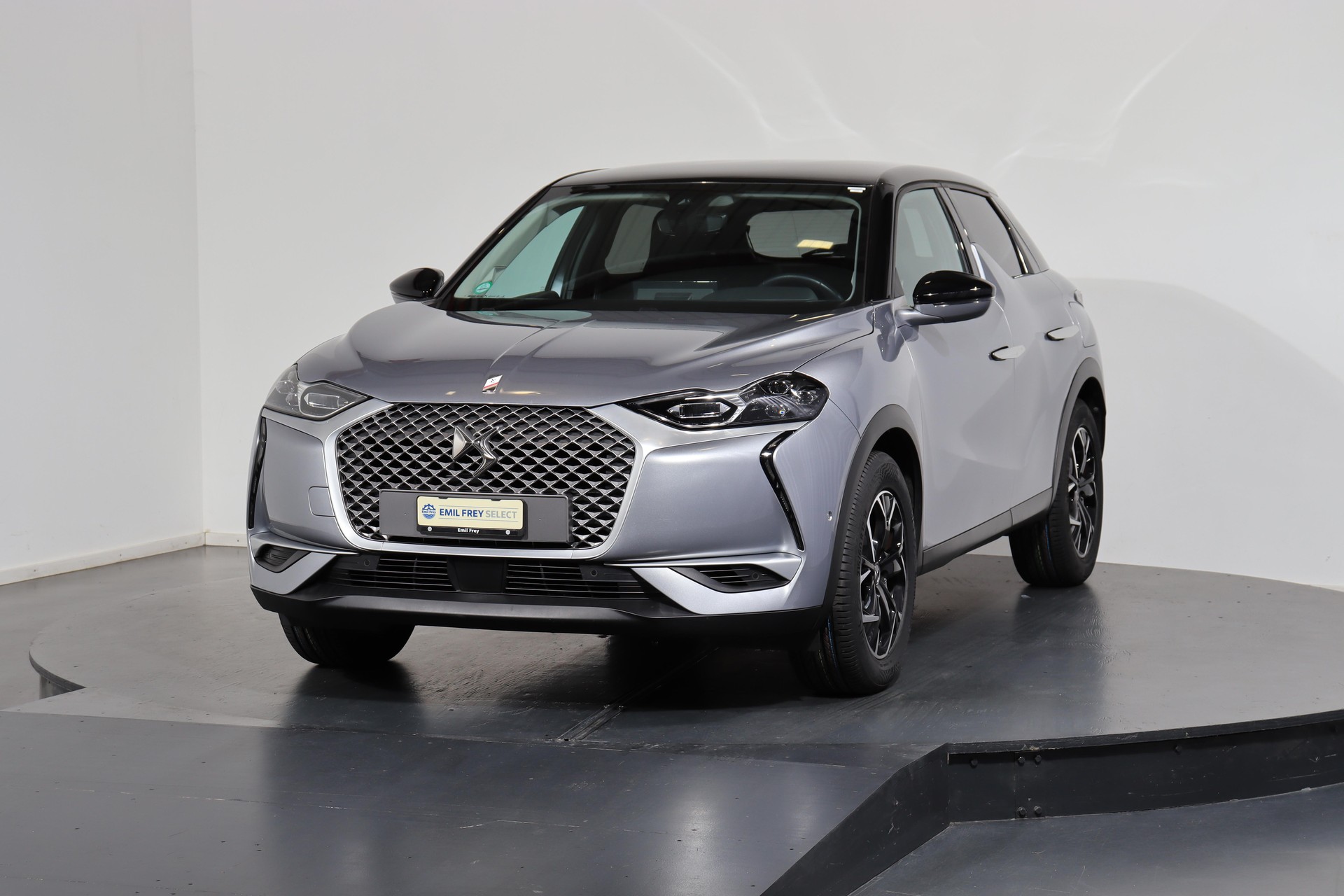 DS AUTOMOBILES 3 Crossback E-Tense So Chic
