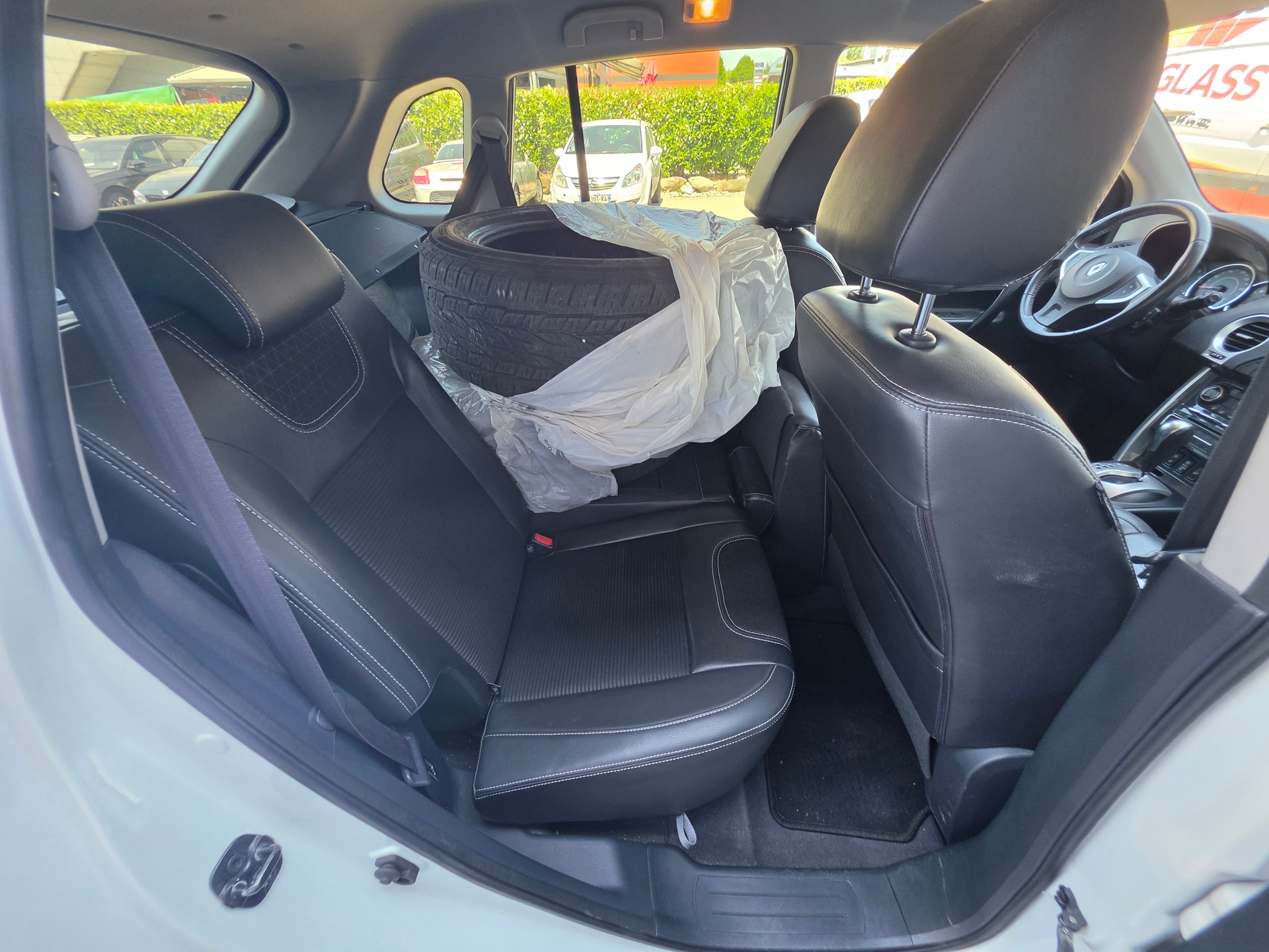 RENAULT Koleos 2.0 dCi Swiss Edition 4x4 Automatic-image-8