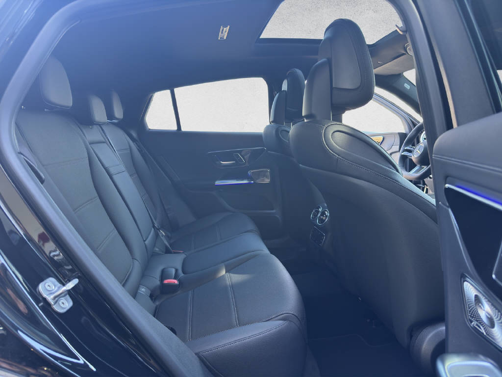 MERCEDES-BENZ GLC 220 d AMG Line 4Matic Coupé-image-12