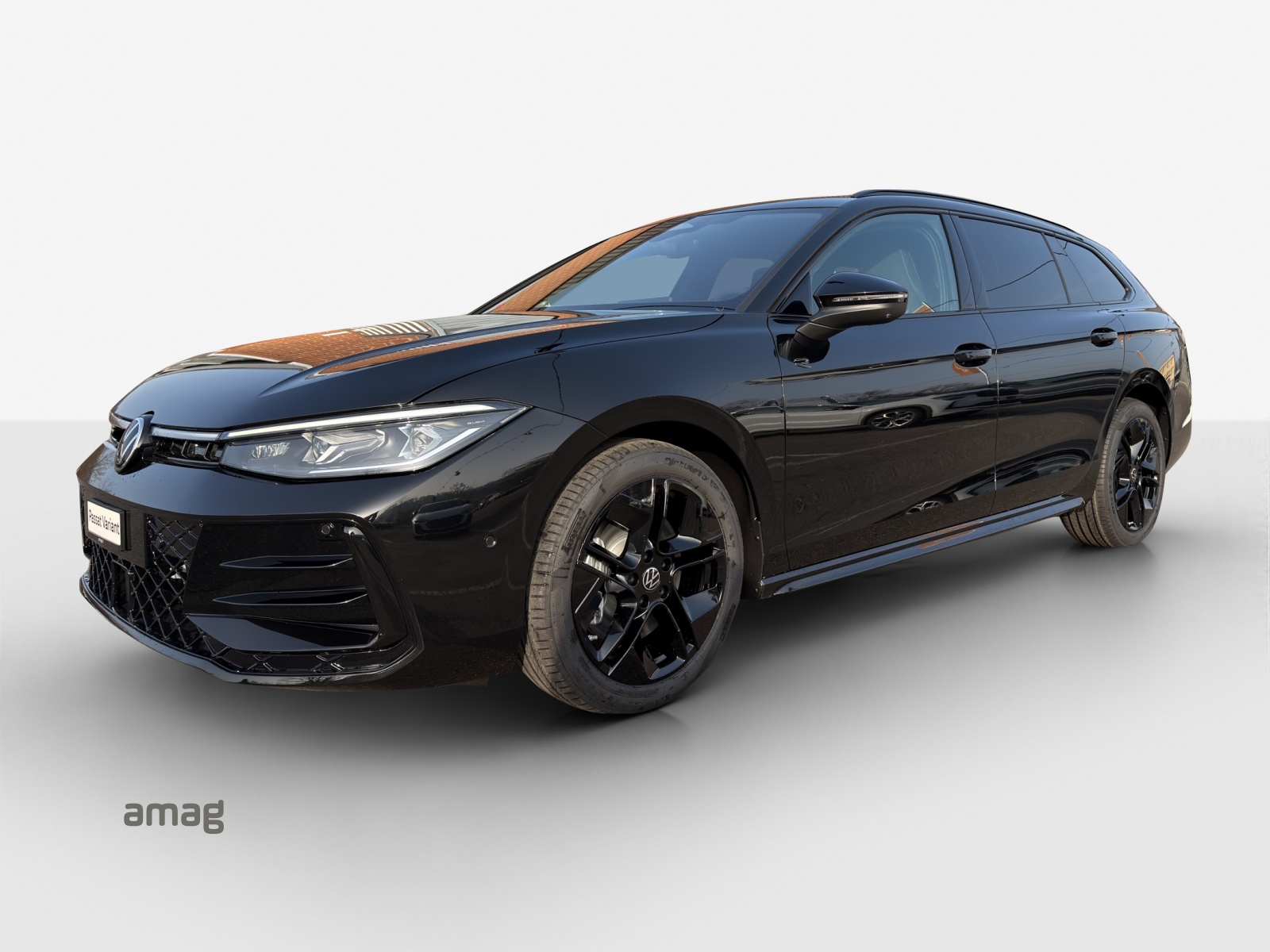 VW Passat Variant 2.0 TDI evo R-Line 4 Motion DSG-image-0