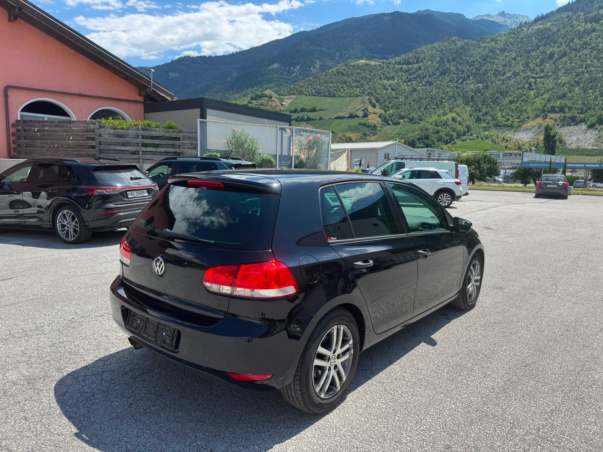 VW Golf 2.0 TDI Comfortline 4Motion-image-4