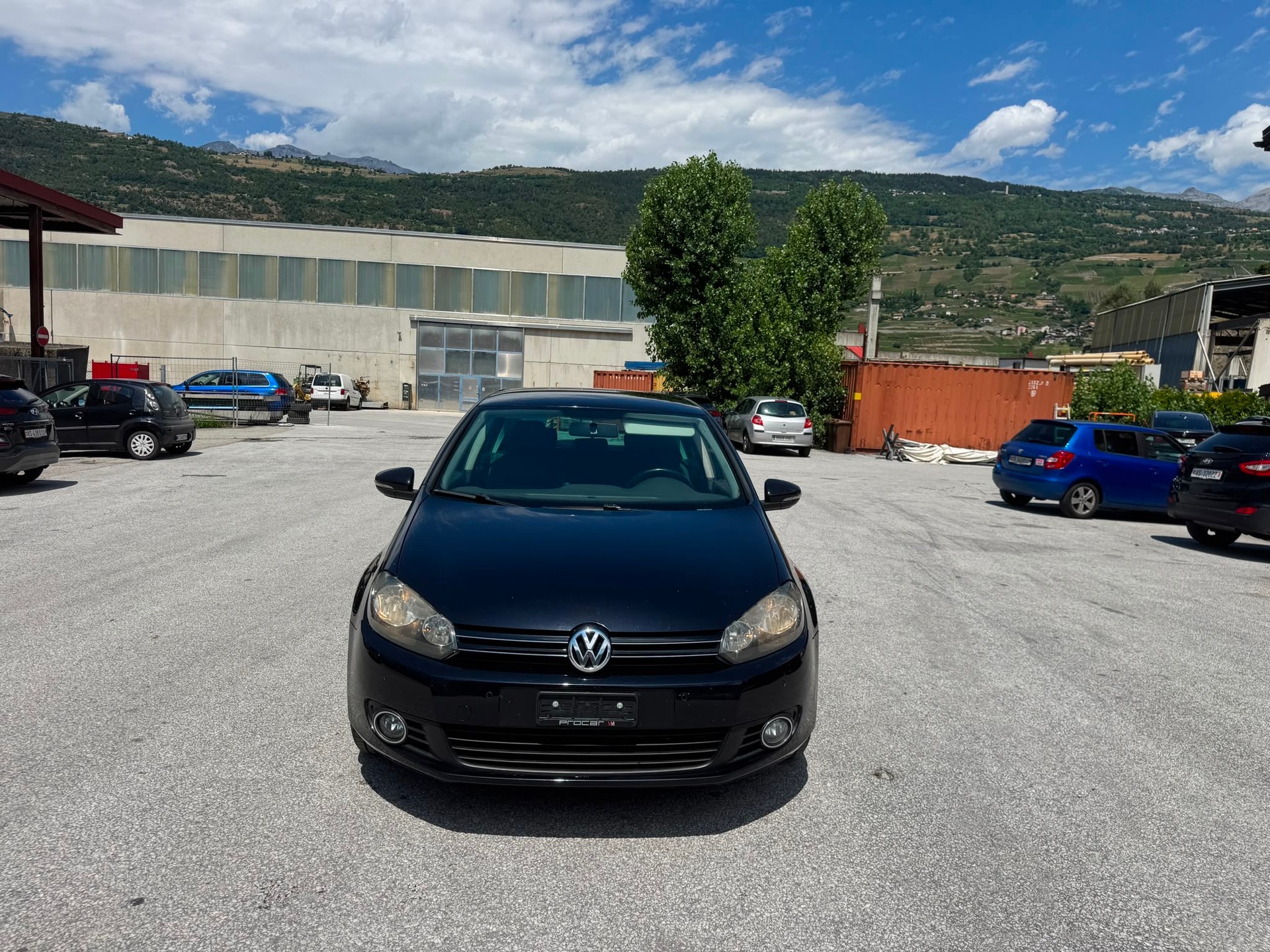 VW Golf 2.0 TDI Comfortline 4Motion-image-2