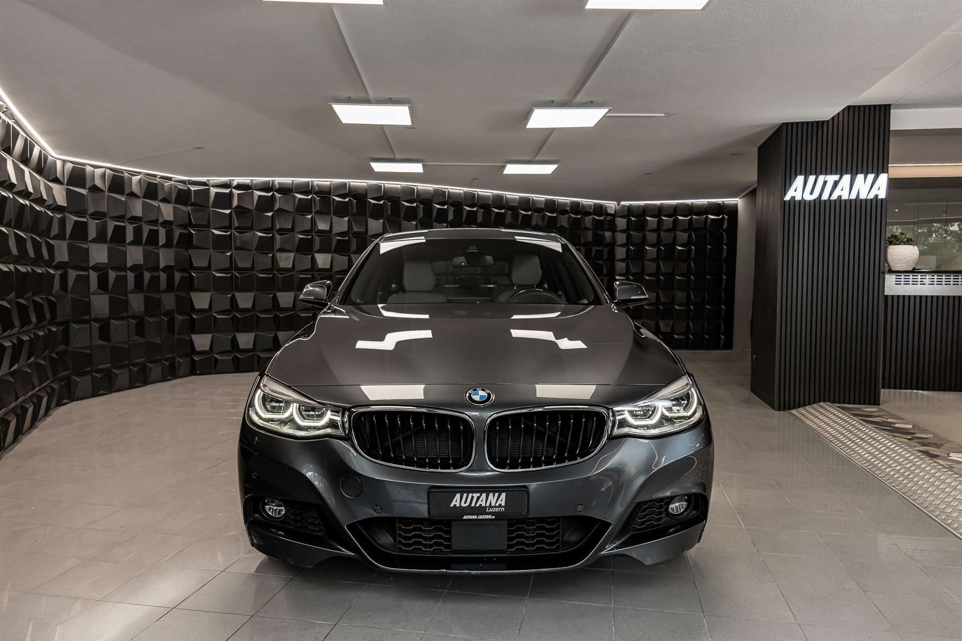 BMW 340i GT xDrive M Sport Steptronic-showroom-element-2