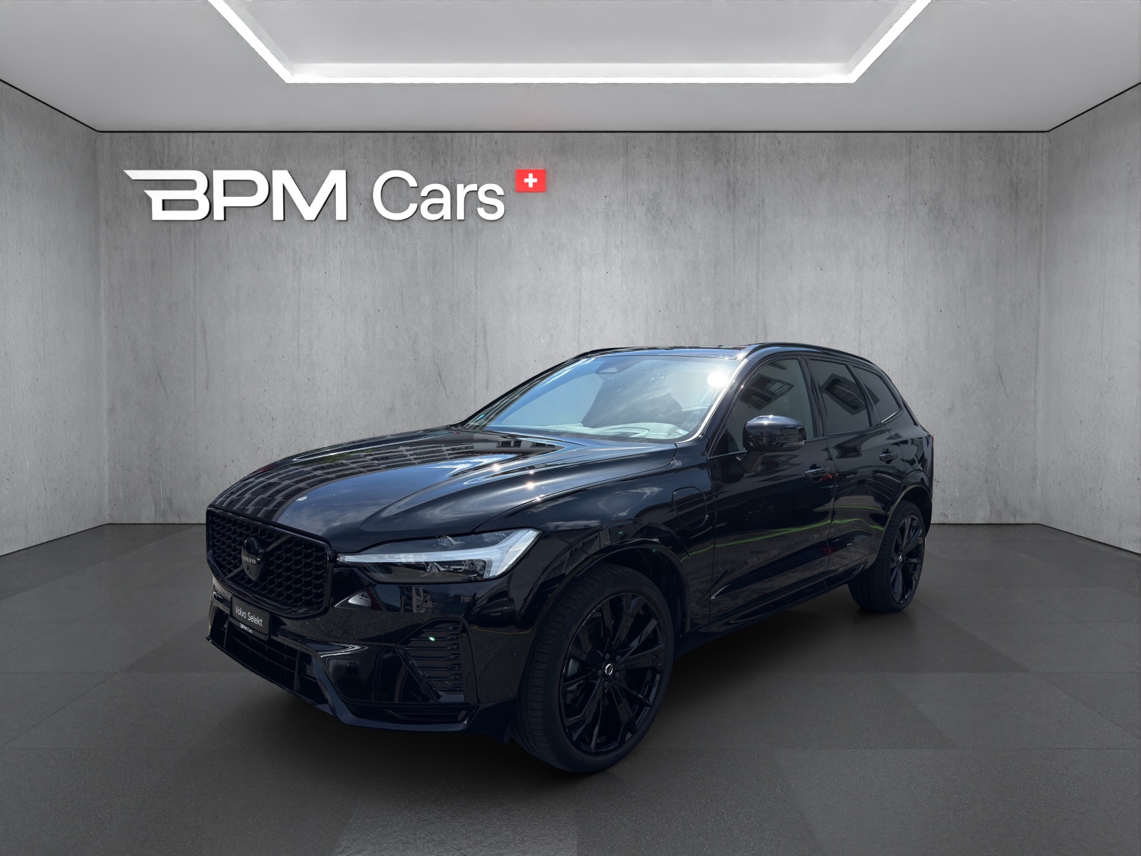 VOLVO XC60 2.0 T8 TE XCENTRIC Black Edition eAWD-image-0