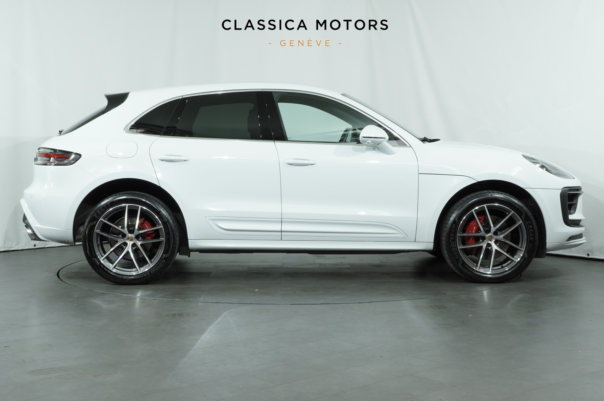 PORSCHE Macan S PDK-image-2