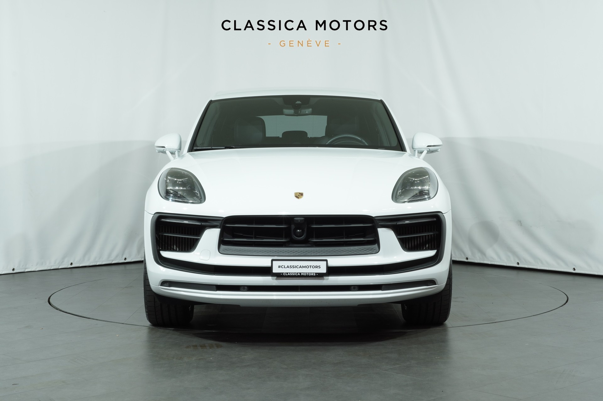 PORSCHE Macan S PDK-image-8