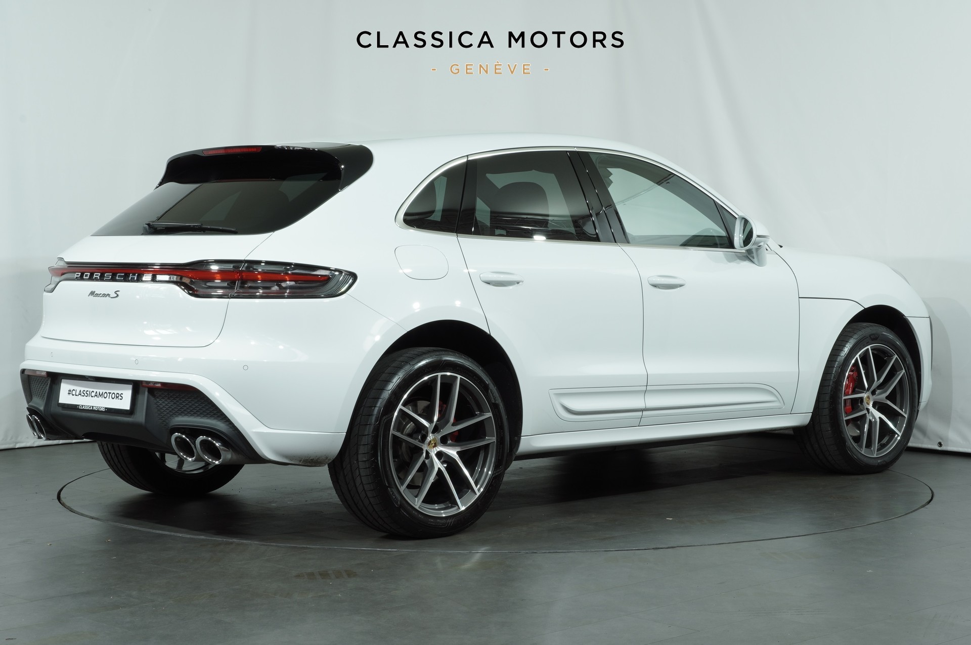 PORSCHE Macan S PDK-image-3