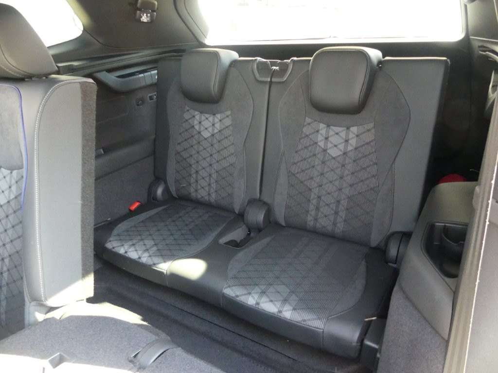 VW Tayron 2.0 TSI R-Line DSG 4Motion-image-13