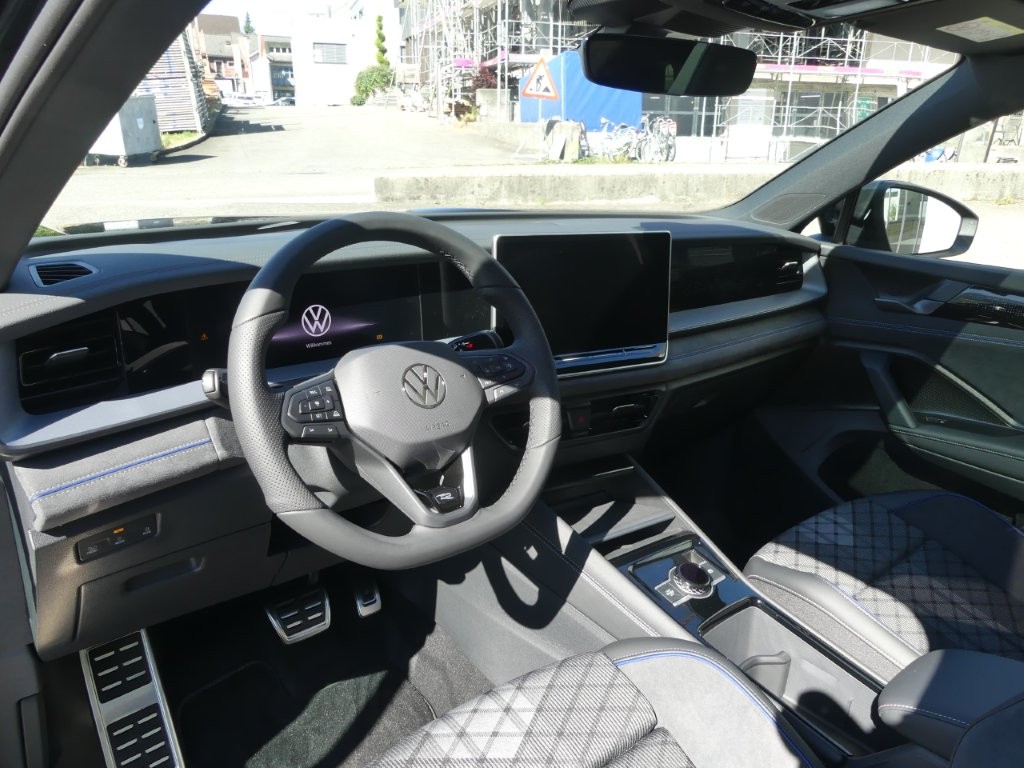 VW Tayron 2.0 TSI R-Line DSG 4Motion-image-6