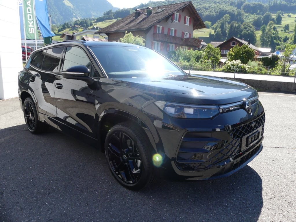 VW Tayron 2.0 TSI R-Line DSG 4Motion-image-4