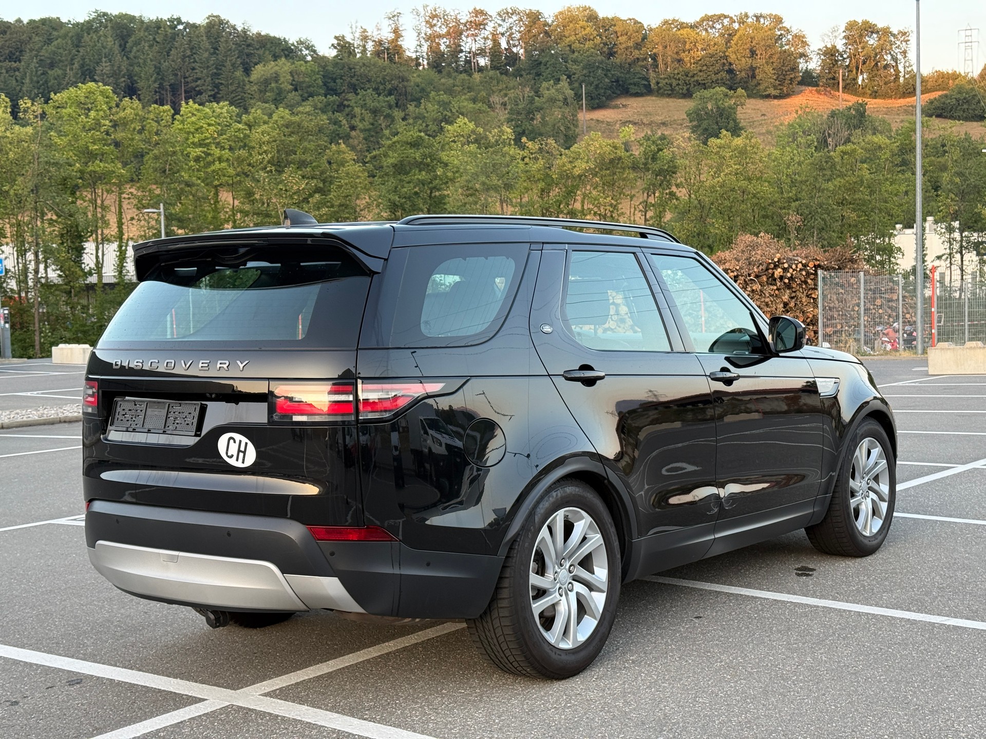 LAND ROVER Discovery 2.0 SD4 HSE Automatic-image-4