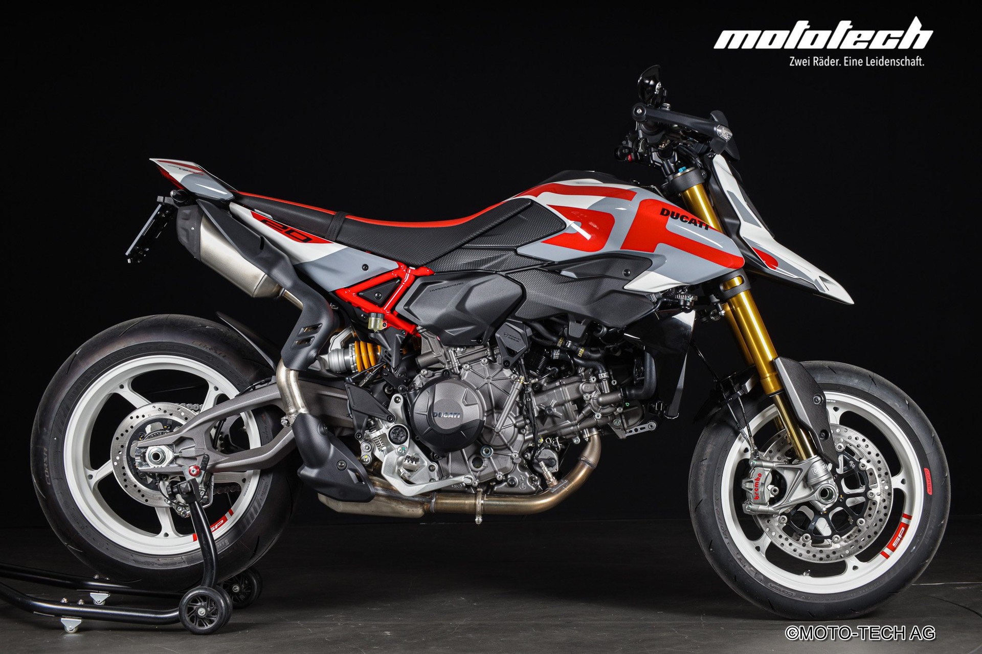 DUCATI Hypermotard V2 SP STAGE 1-showroom-element-1