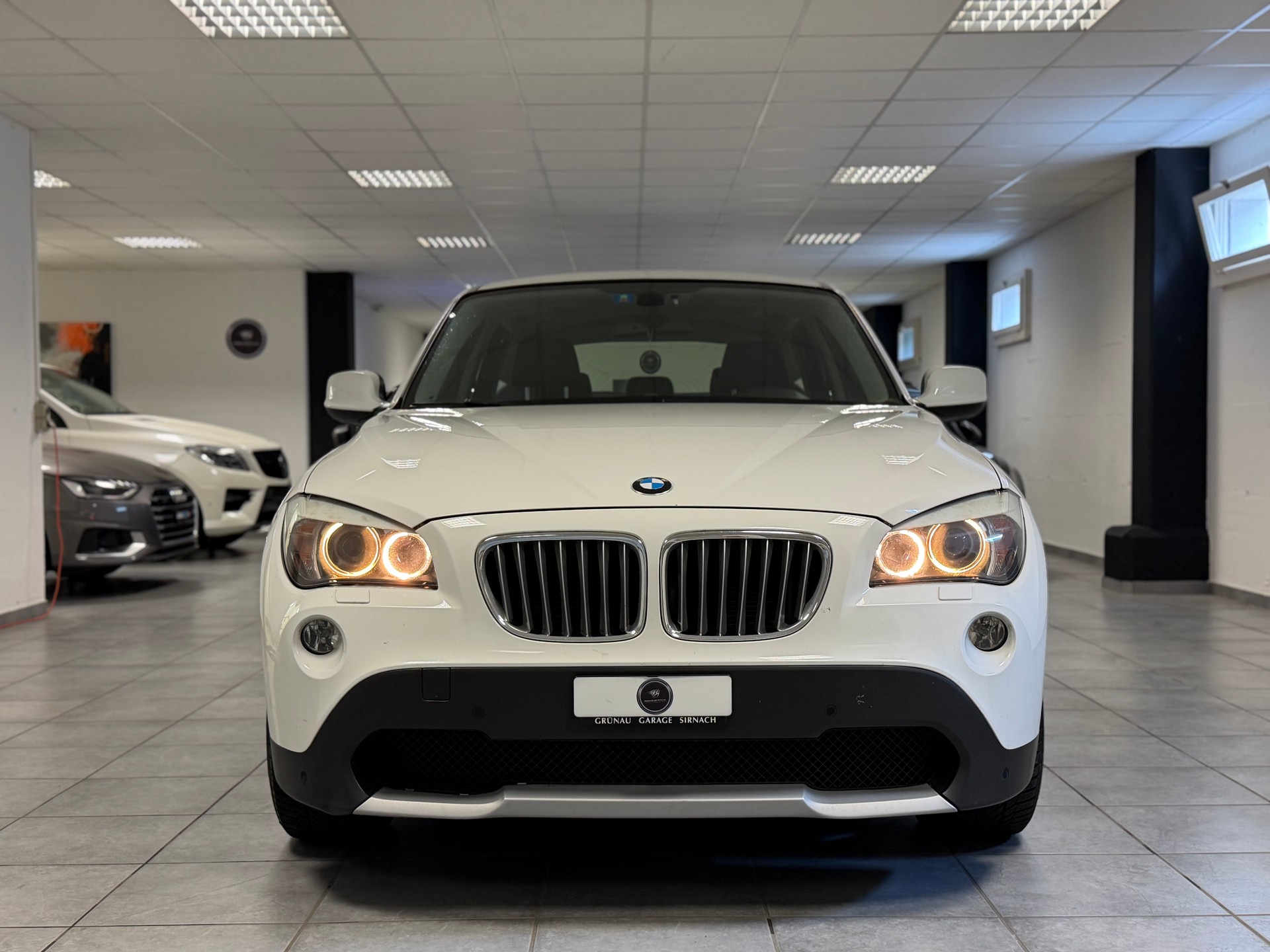 BMW X1 xDrive 23d Steptronic-image-5