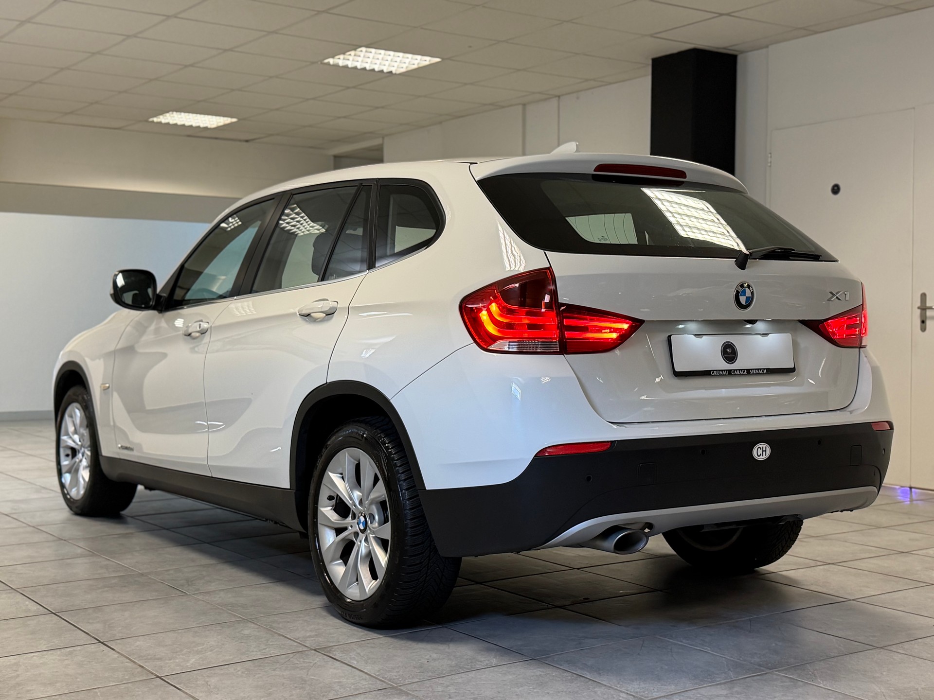 BMW X1 xDrive 23d Steptronic-image-9