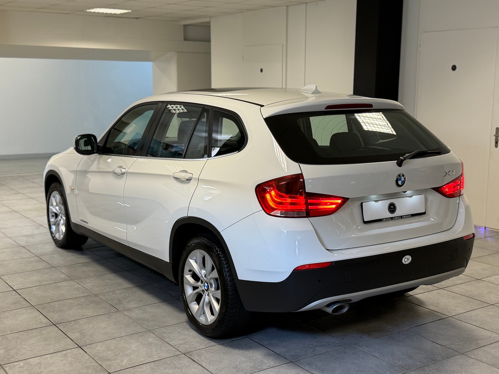 BMW X1 xDrive 23d Steptronic-image-8