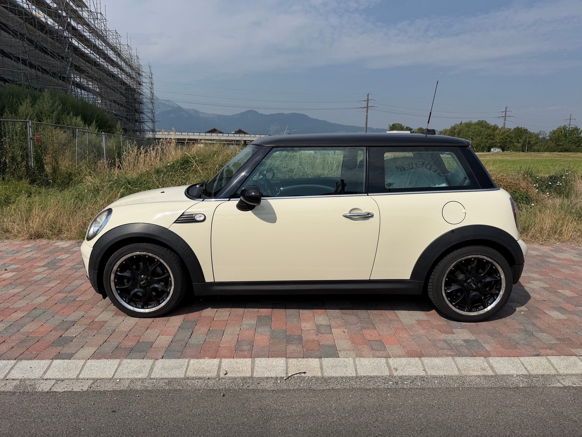MINI Cooper D-image-2