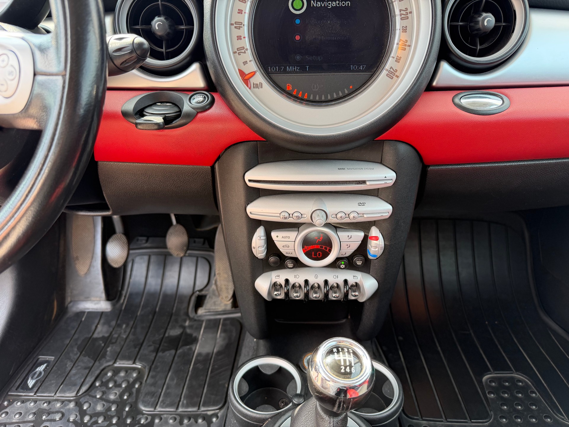 MINI Cooper D-image-8