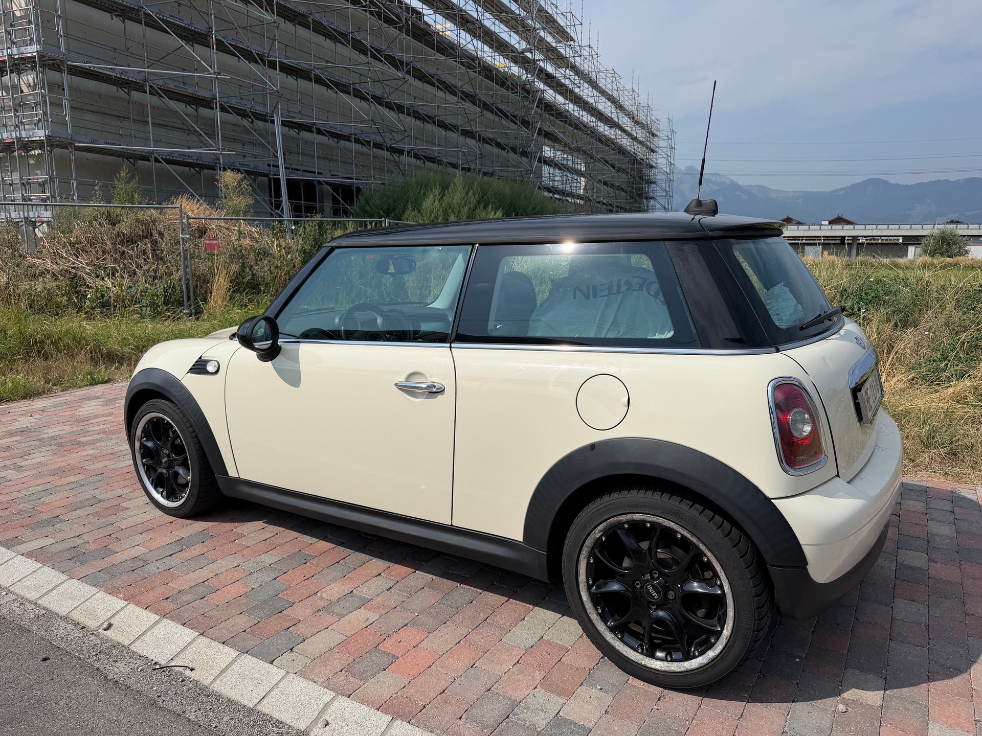 MINI Cooper D-image-3