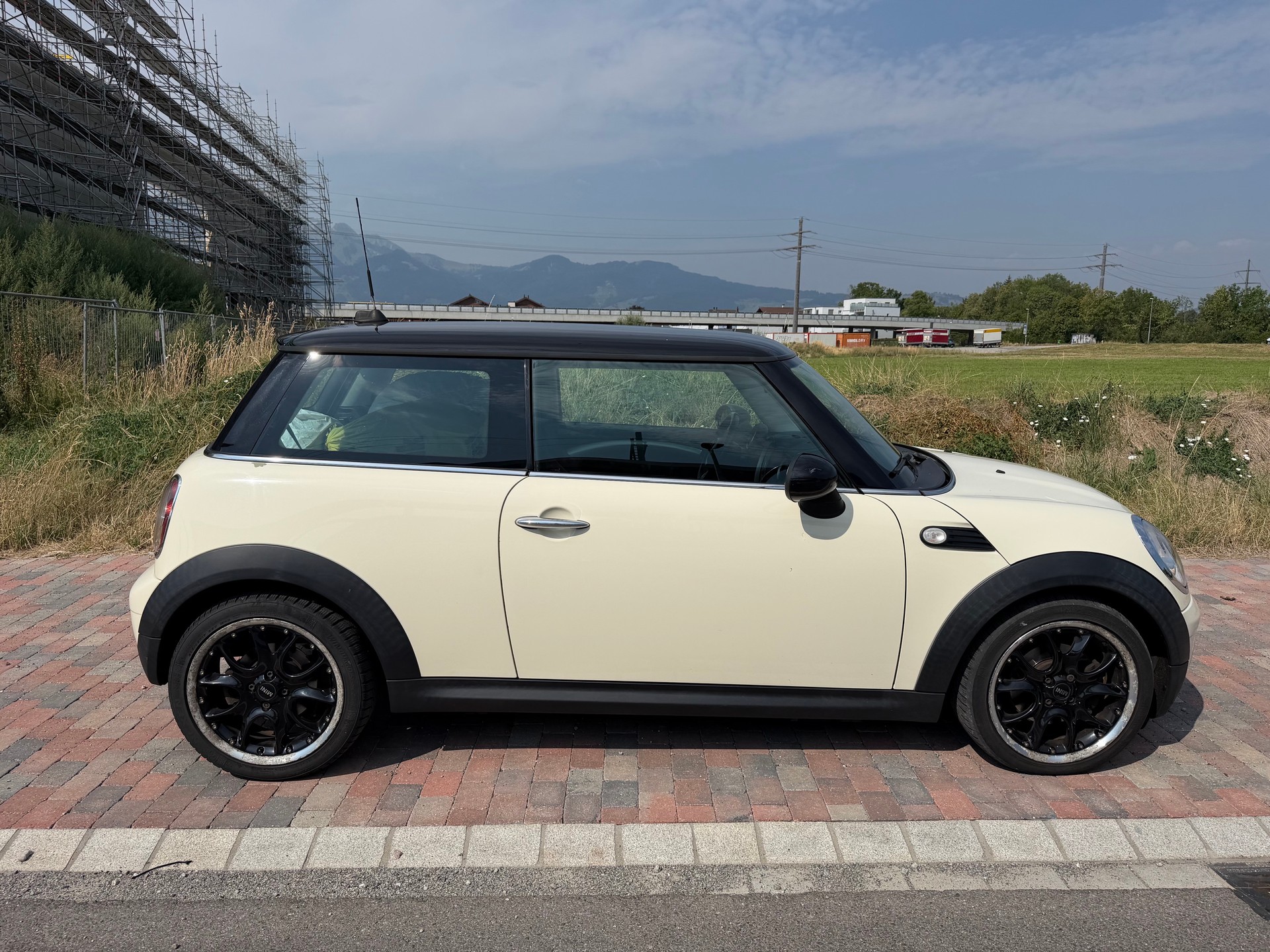 MINI Cooper D-image-5