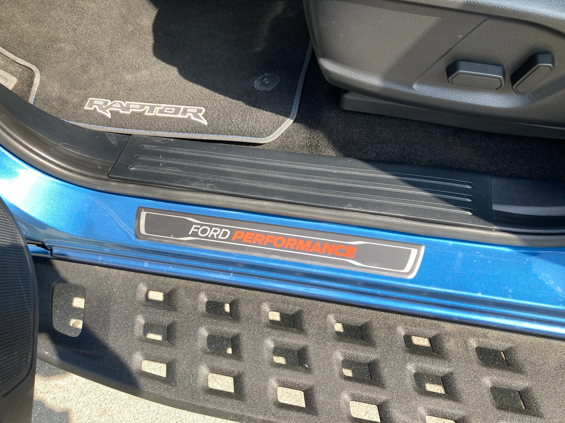 FORD Ranger Raptor 2.0 Eco Blue 4x4 A **Standheizung**Anhängerkupplung**-image-9